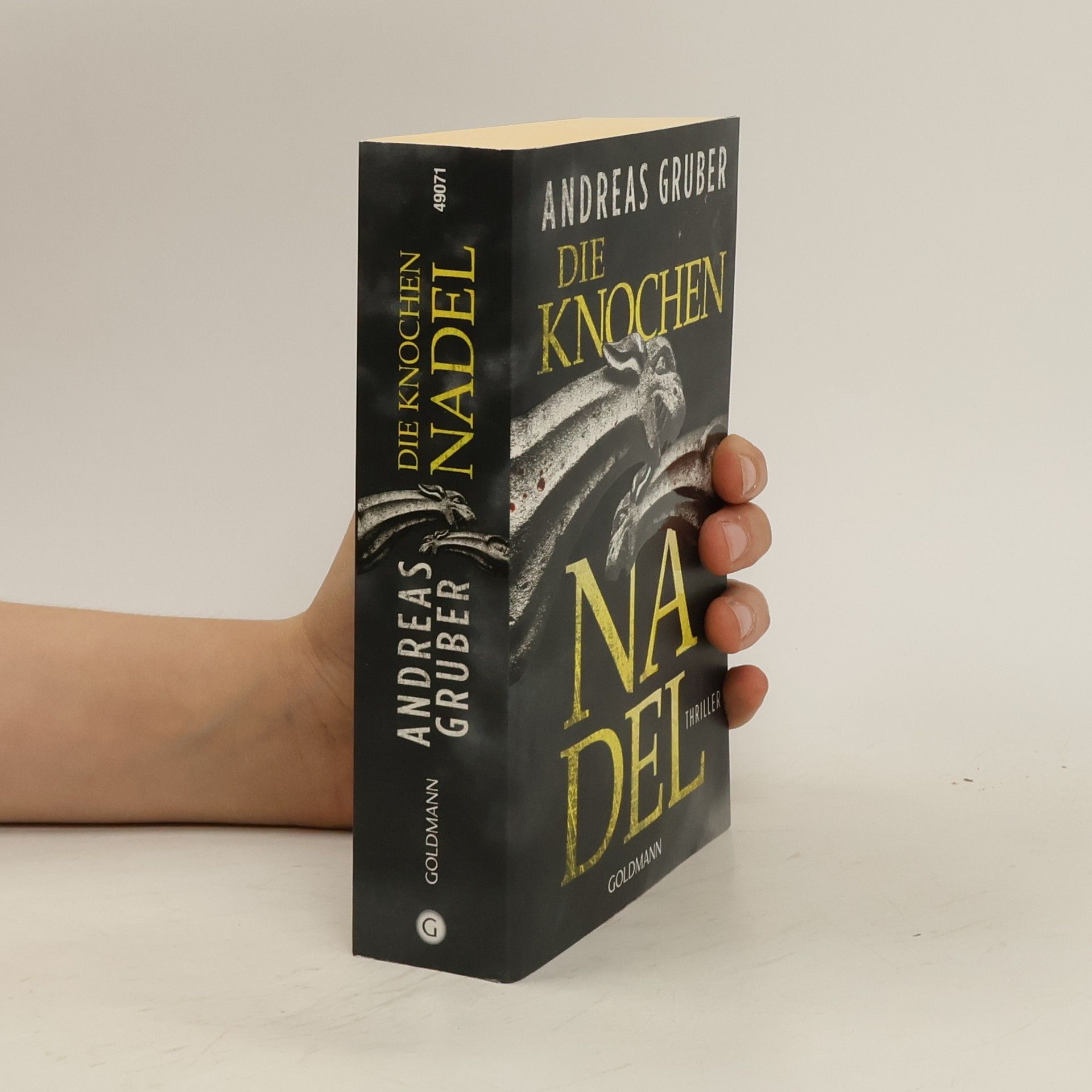Andreas Gruber Die Knochen Nadel