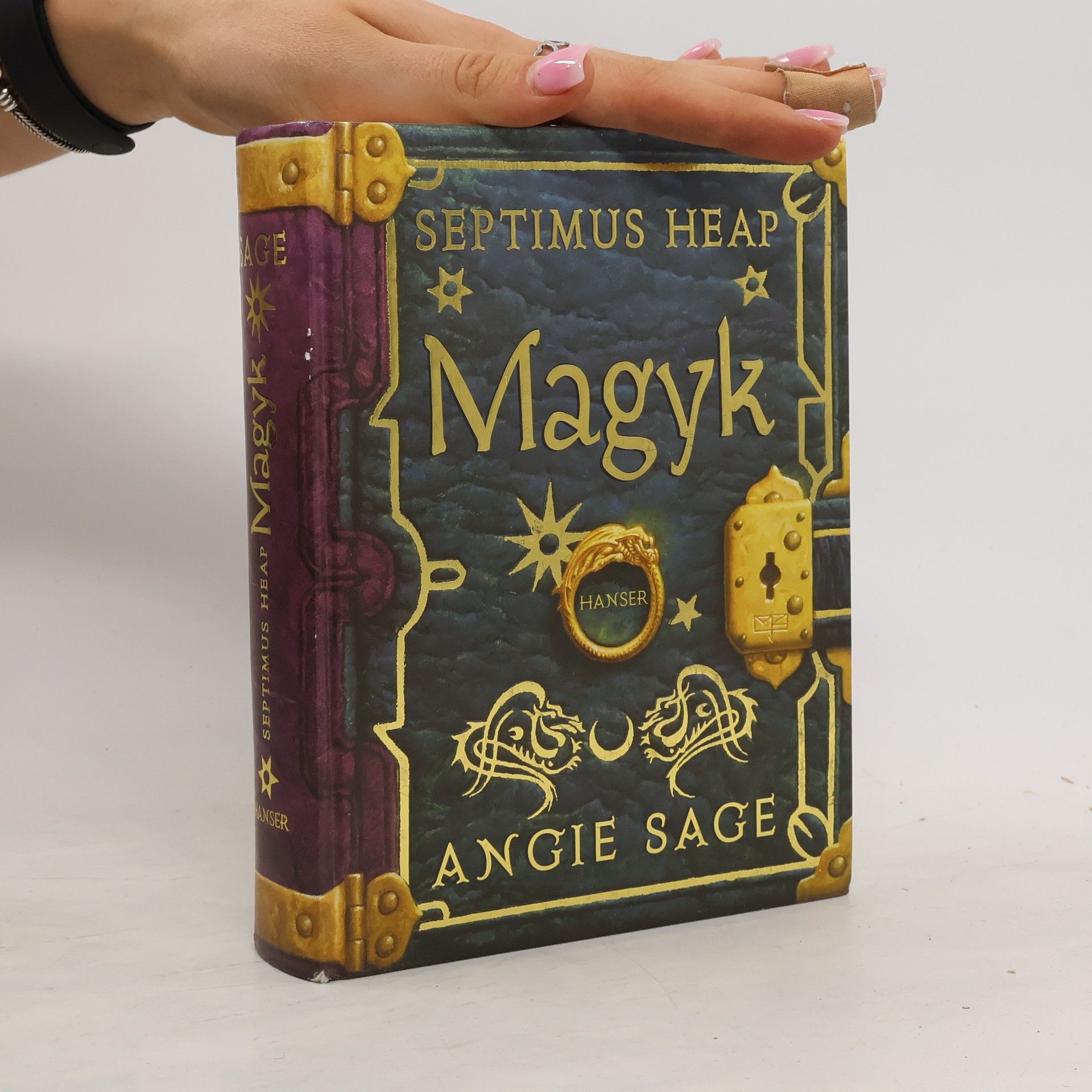 Angie Sage Septimus Heap. Magyk