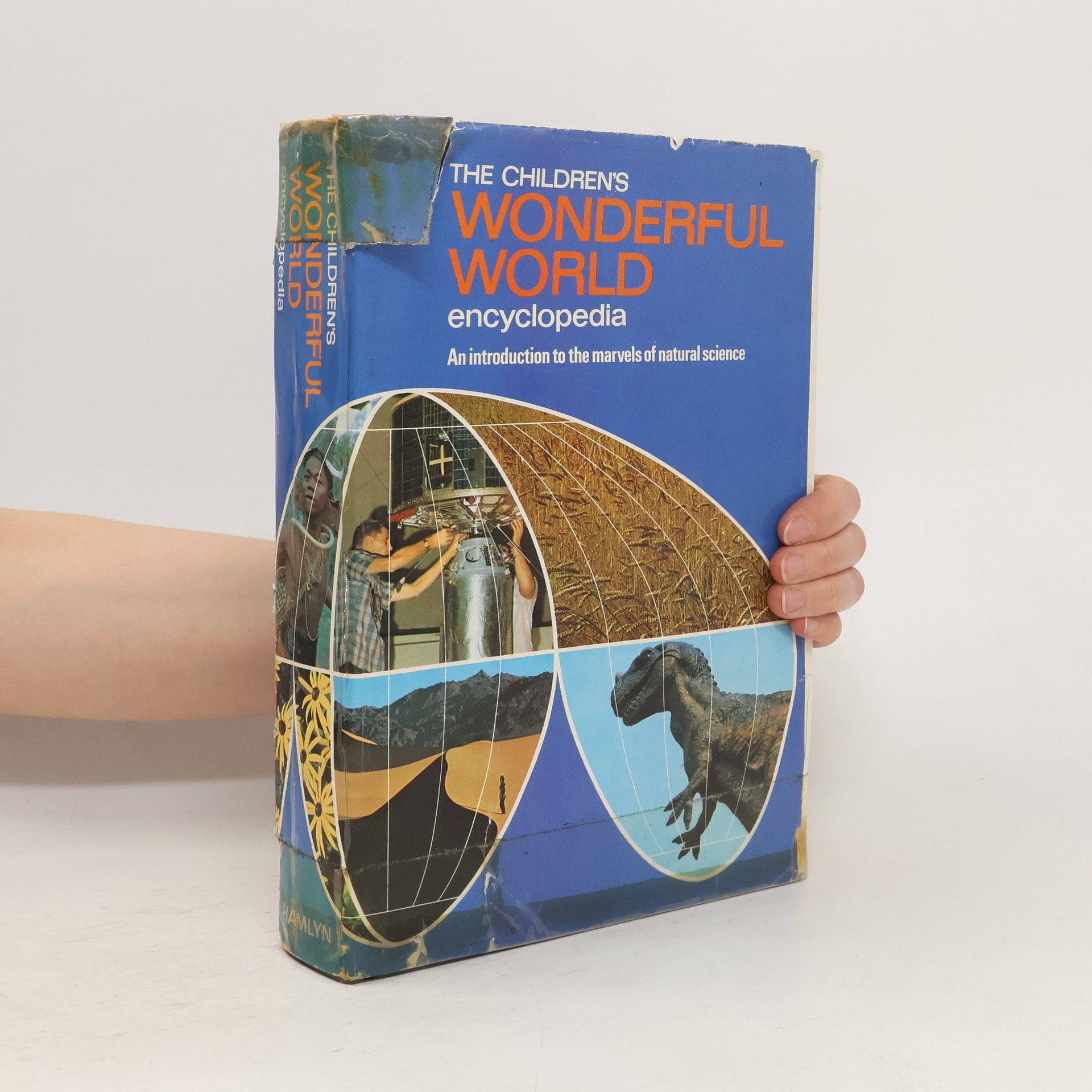 kolektiv The Children's Wonderful World Encyclopedia