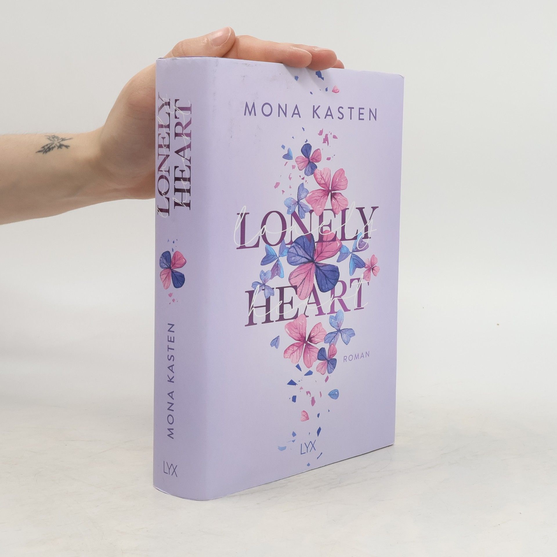 Mona Kasten Lonely heart