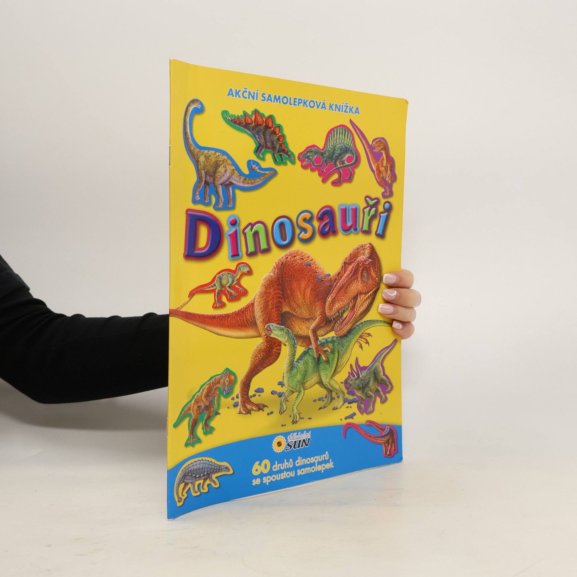 kolektiv Akční samolepková knížka - DINOSAUŘI