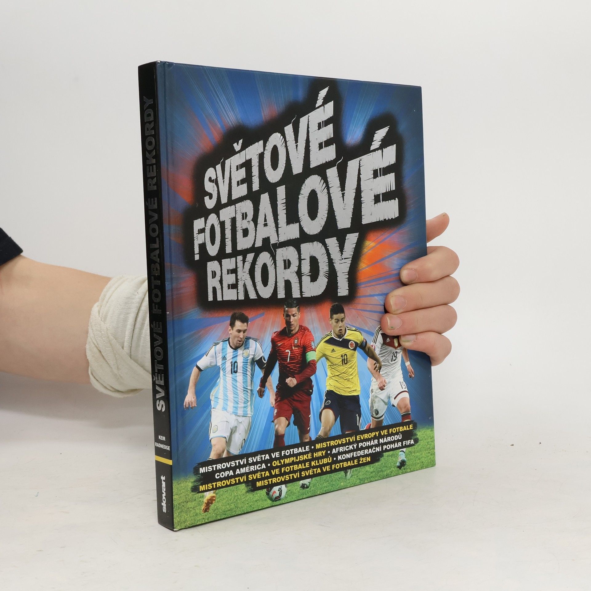 Kolektiv autorů Světové fotbalové rekordy 2016