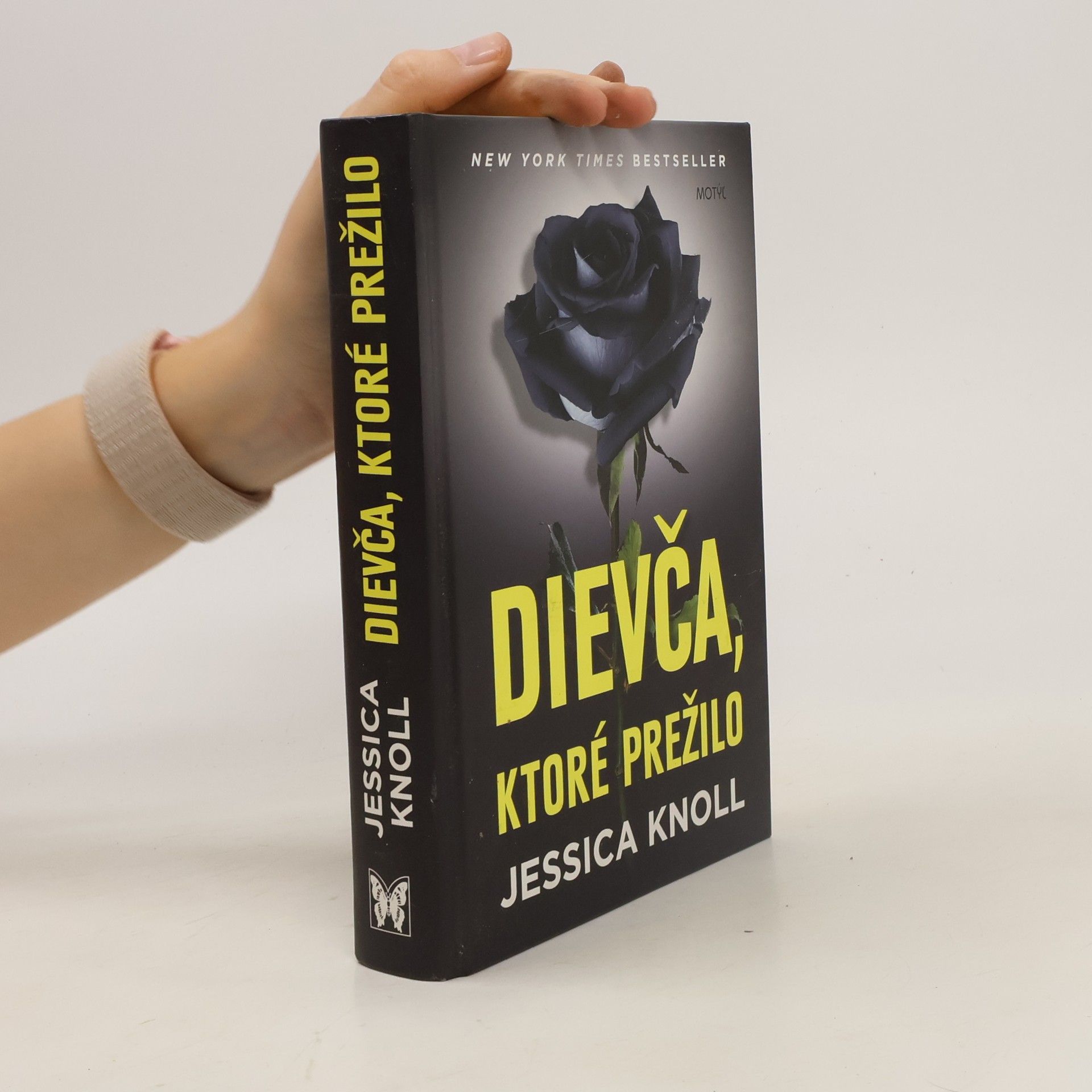 Jessica Knoll Dievča, ktoré prežilo