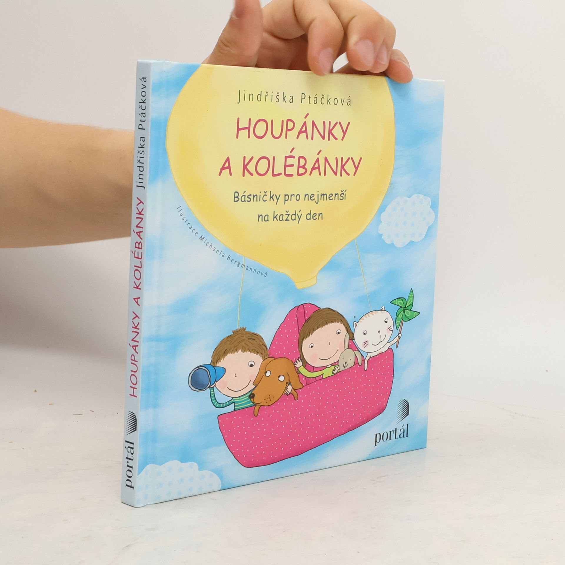 Jindřiška Ptáčková Houpánky a kolébánky : básničky pro nejmenší na každý den