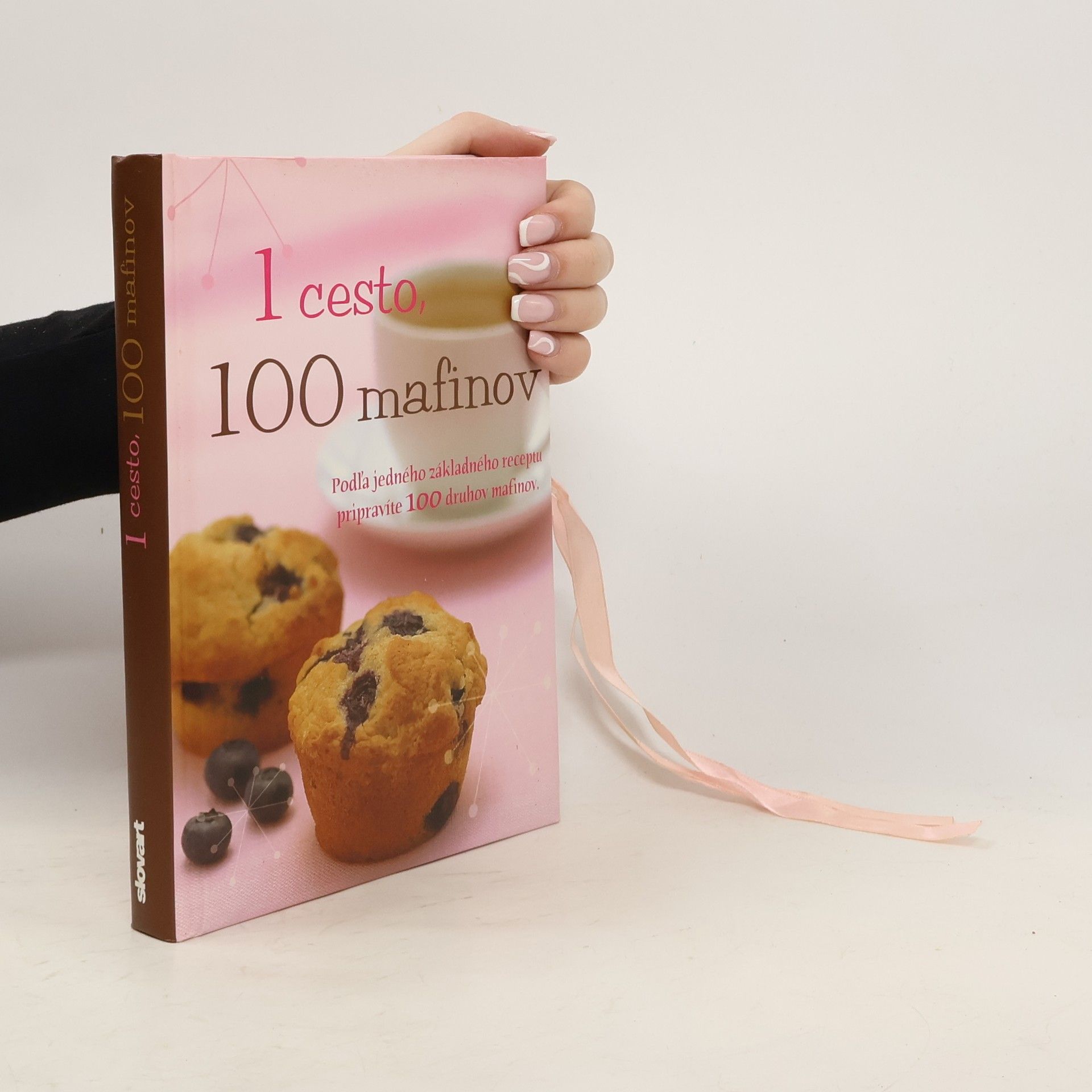 Susanna Tee 1 cesto, 100 mafinov