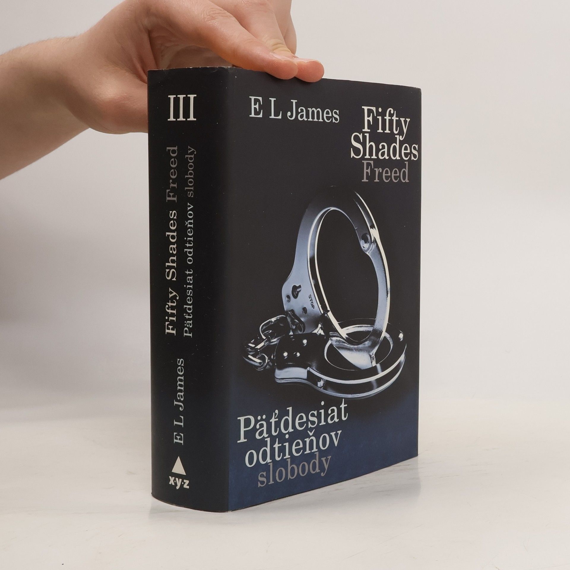 E. L. James Päťdesiat odtieňov slobody