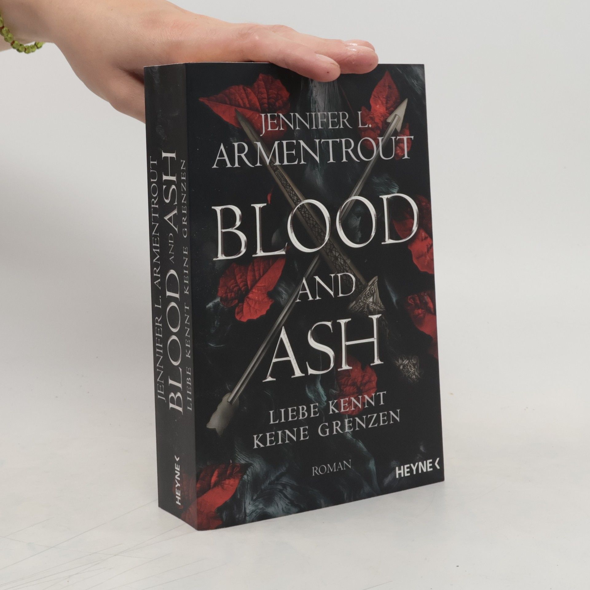Jennifer Armentrout Blood and Ash. Liebe kennt keine Grenzen