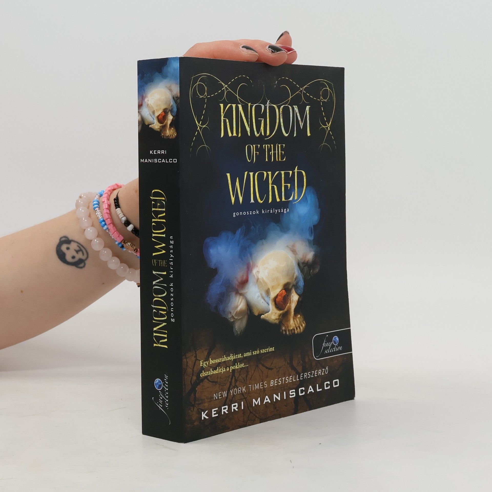Kerri Maniscalco Kingdom of the Wicked