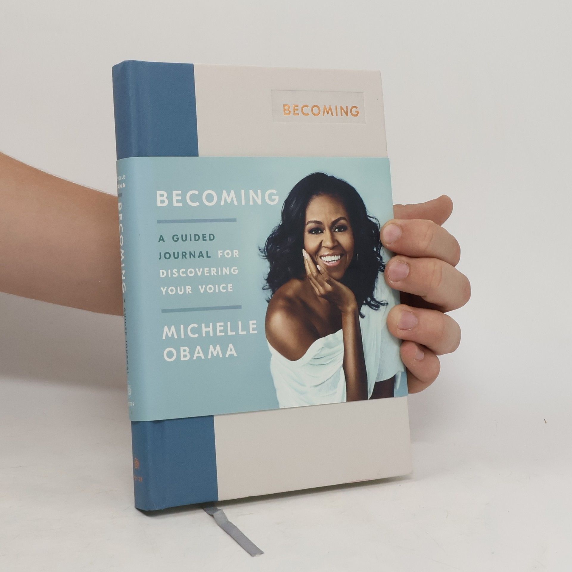 Michelle Obama Becoming: A Guided Journal for Discovering Your Voice