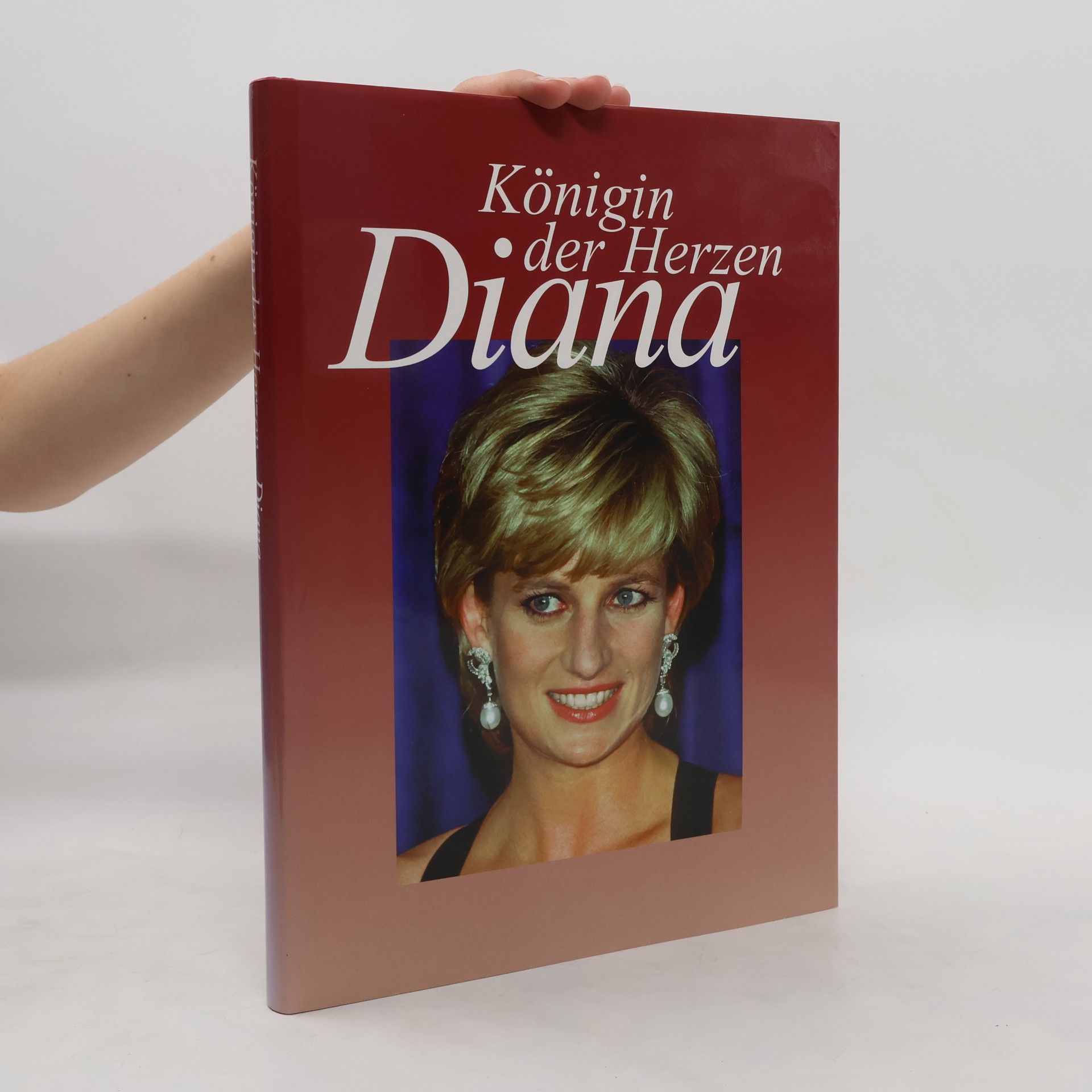 Collectif d'auteurs Königin der Herzen Diana
