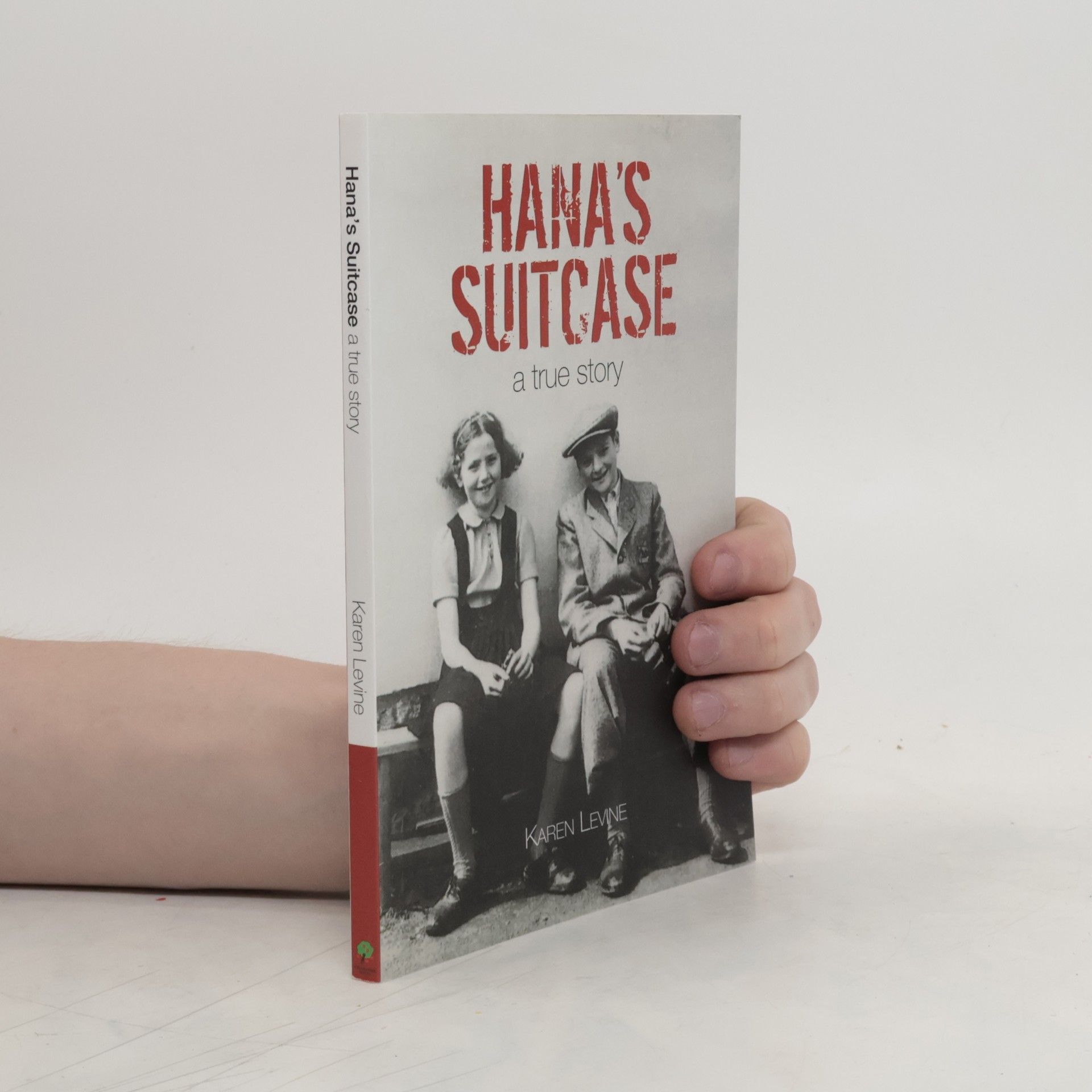 Karen Levine Hana's Suitcase