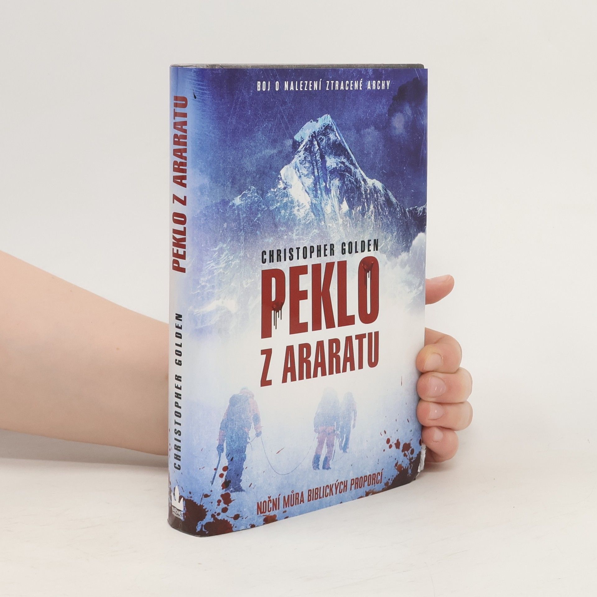 Christopher Golden Peklo z Araratu