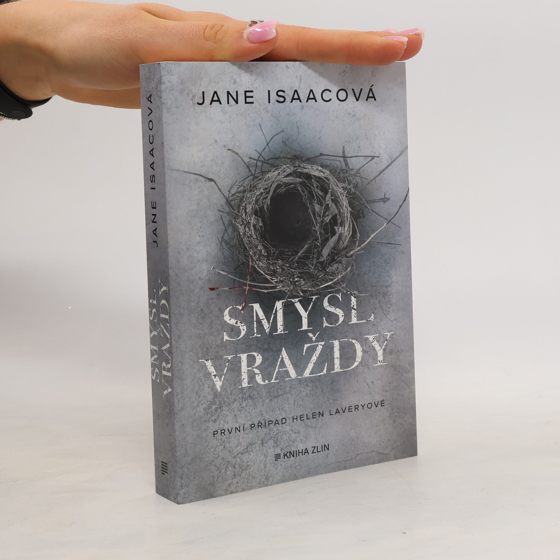 Alena Gentile Smysl vraždy: První případ Helen Laveryové