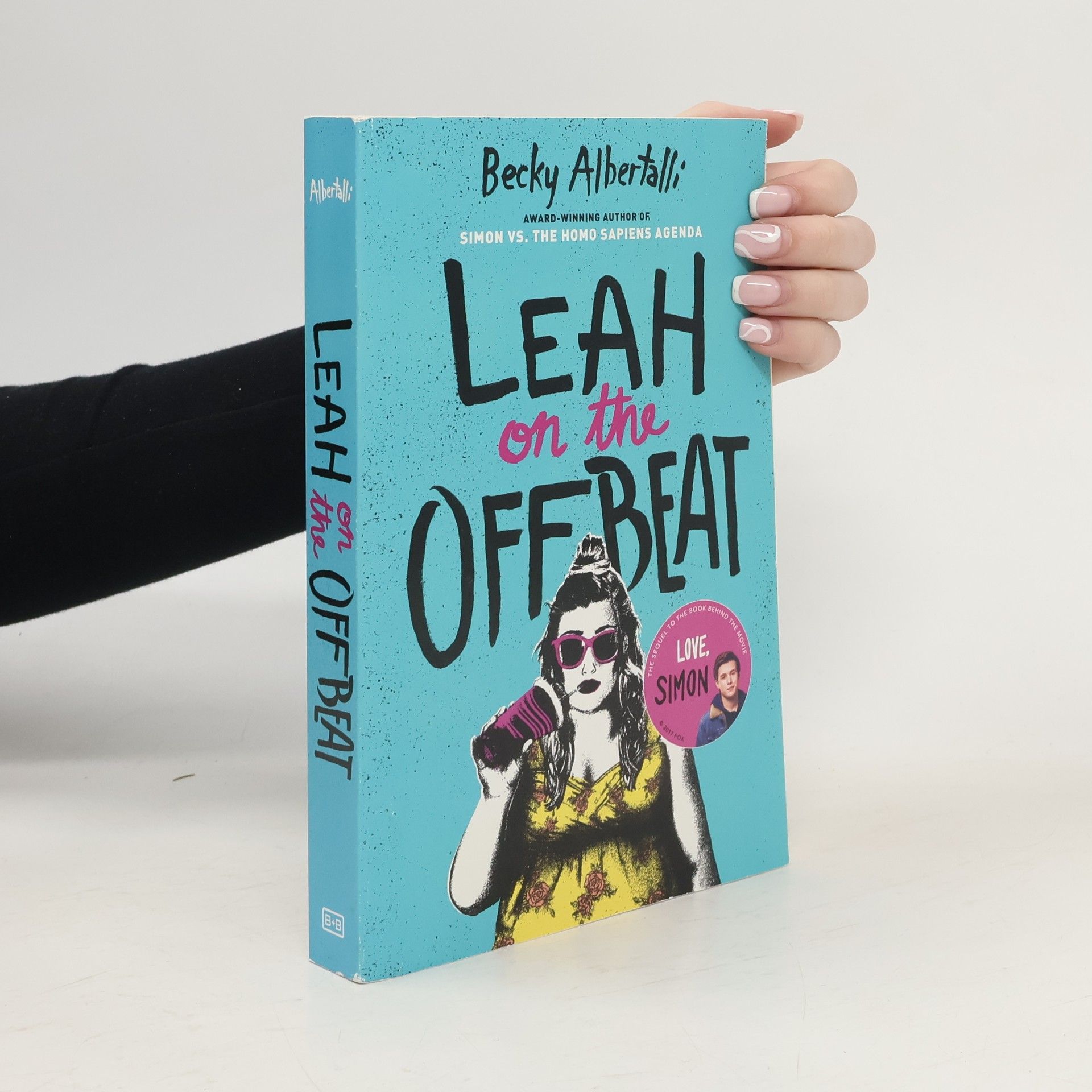 Becky Albertalli Leah on the Offbeat