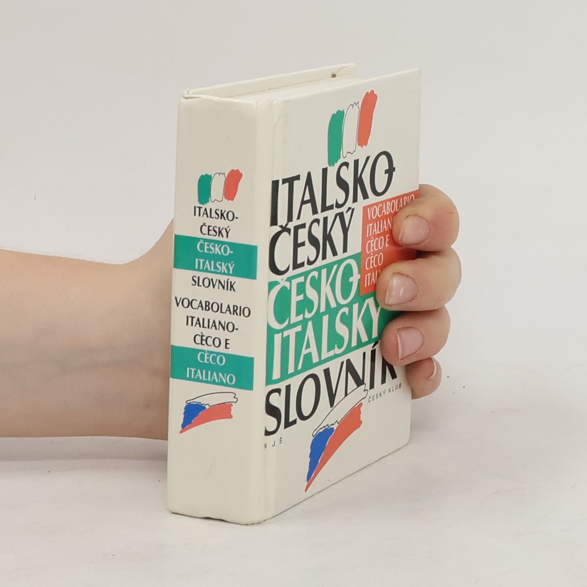 Jaroslav Bezděk Italsko-český, česko-italský slovník = Vocabolario italiano- cèco e cèco-italiano