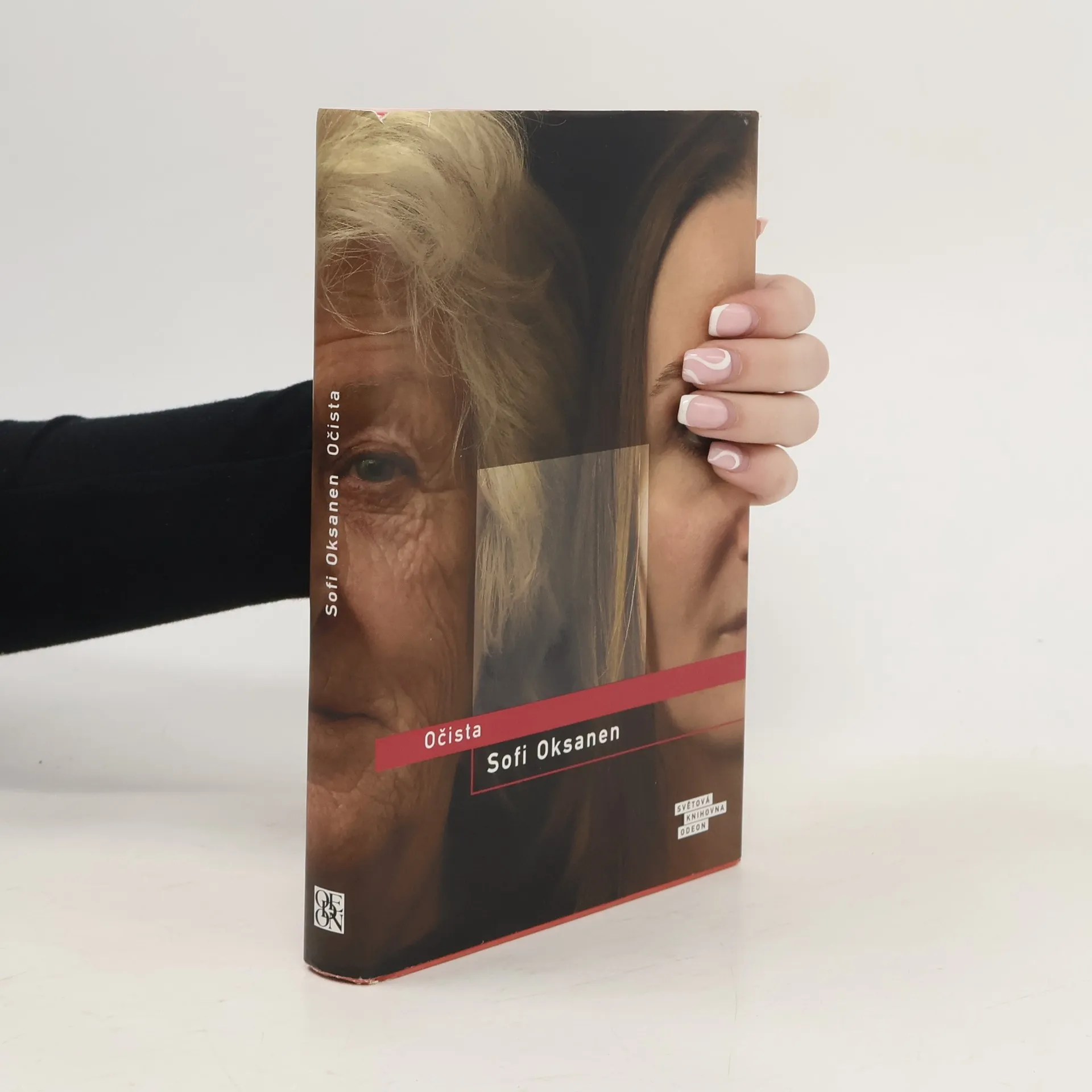 Očista | Book | Sofi Oksanen | CS