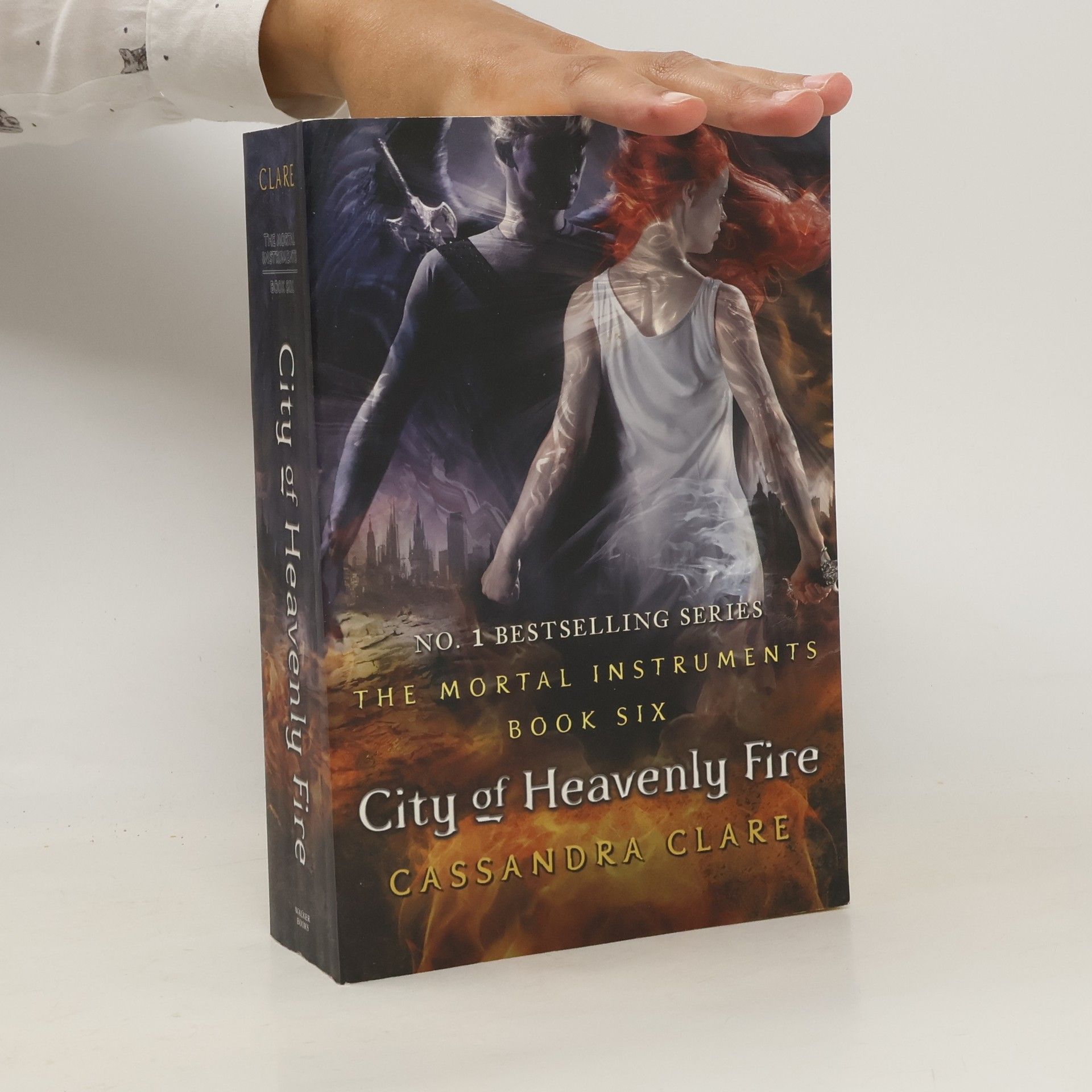 Cassandra Clare The mortal instruments - City of heavenly fire (6. díl série)