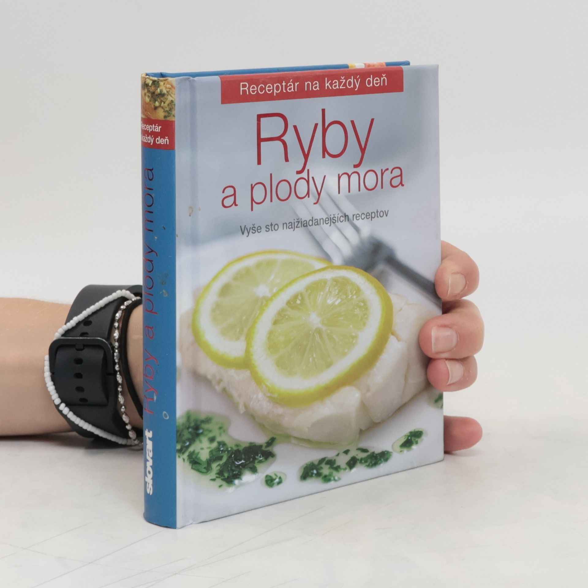 Carole Tennant Ryby a plody mora