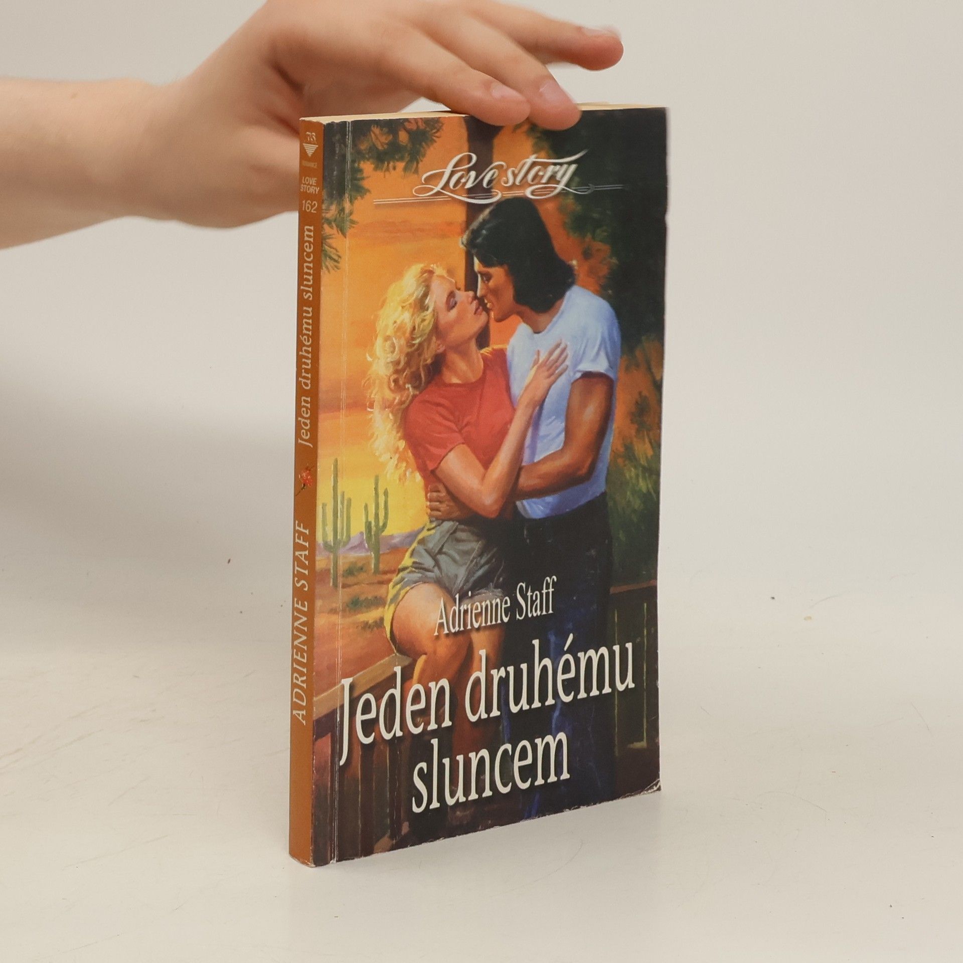 Adrienne Staff Jeden druhému sluncem