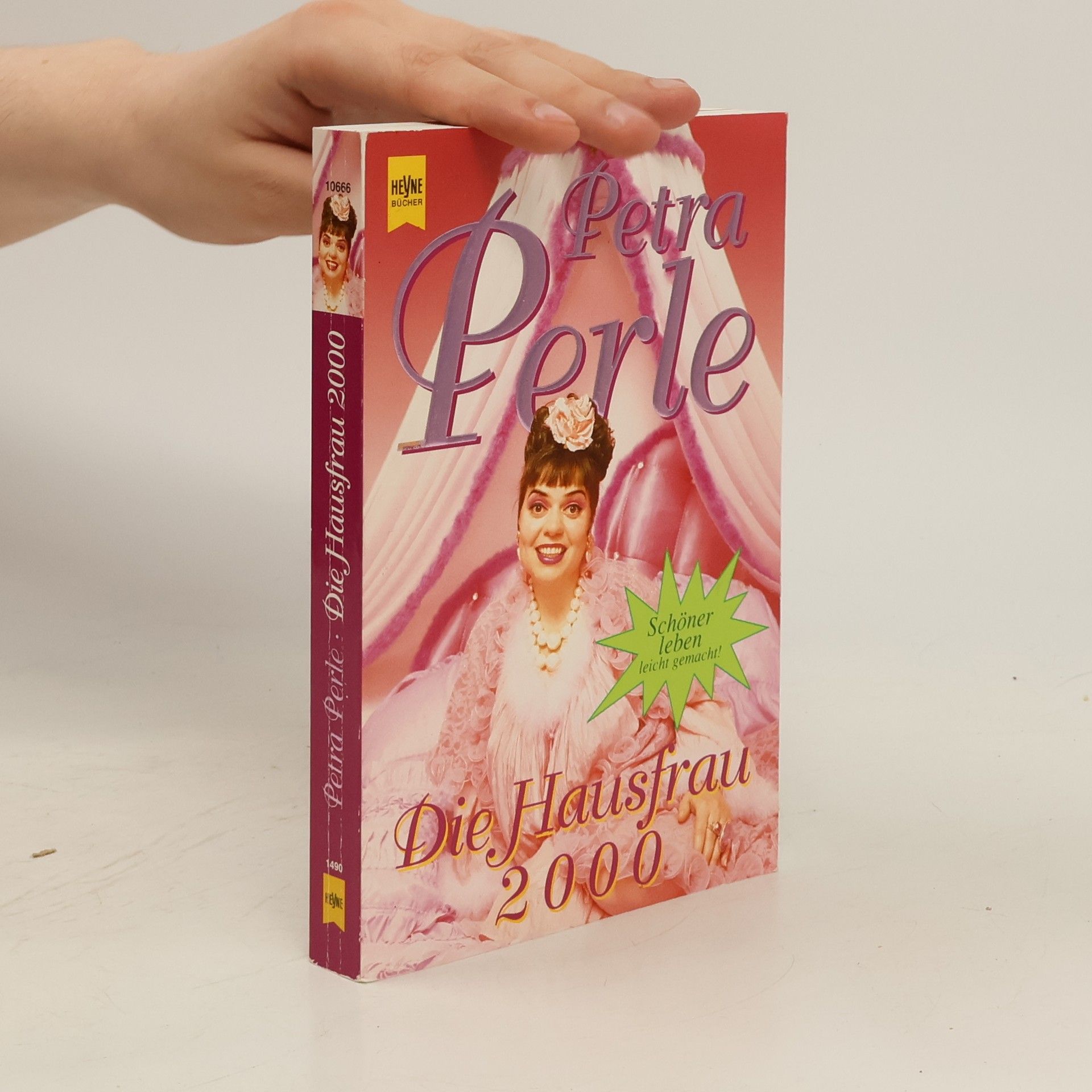 Petra Perle Die Hausfrau 2000