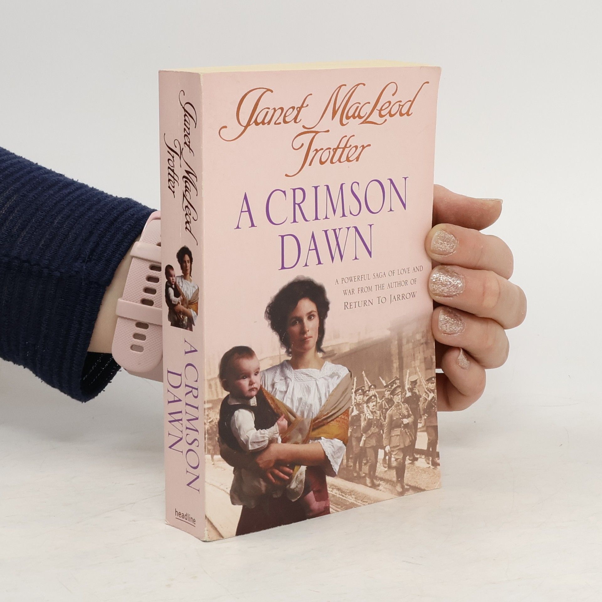 Janet Maclead  A Crimson Dawn