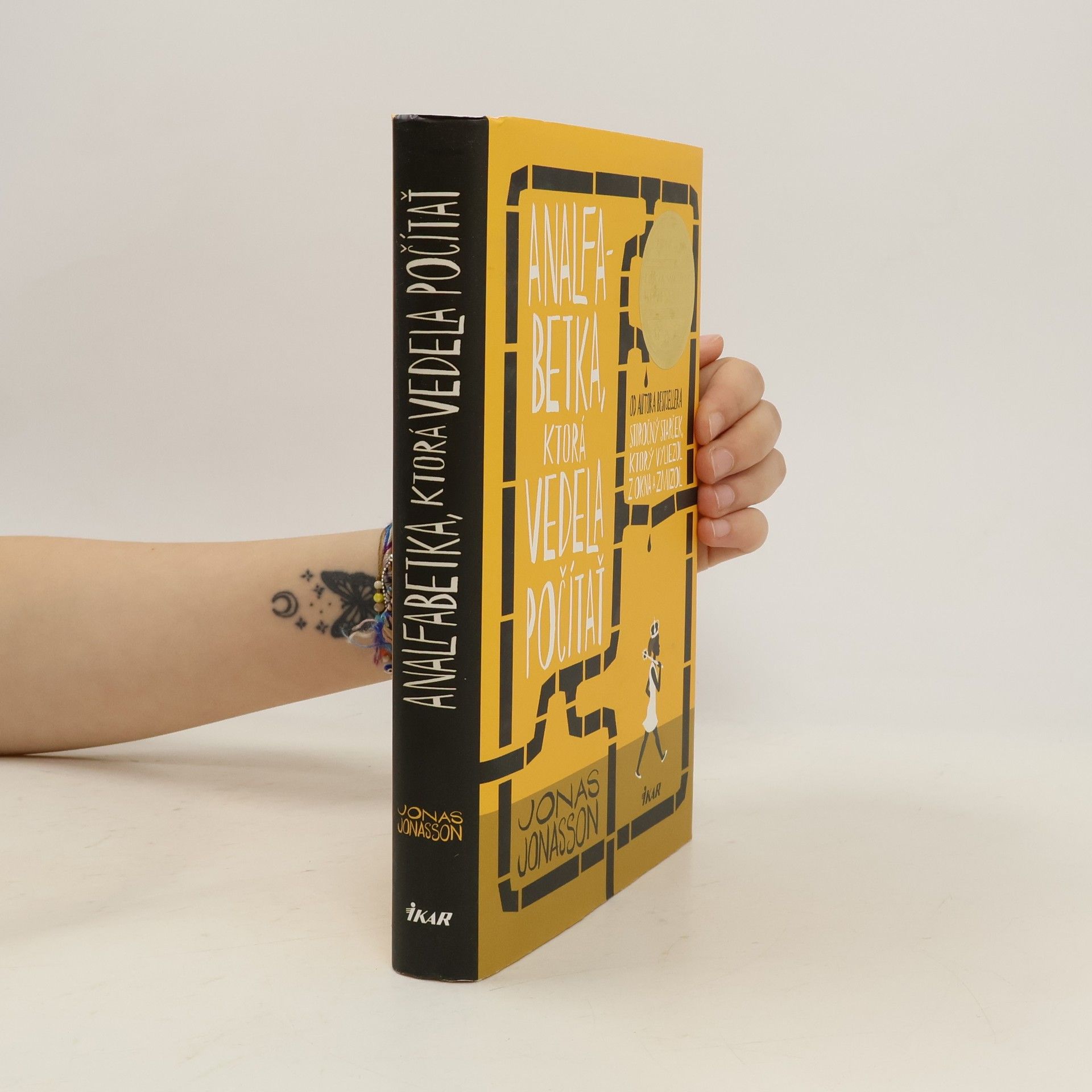 Jonas Jonasson Analfabetka, ktorá vedela počítať