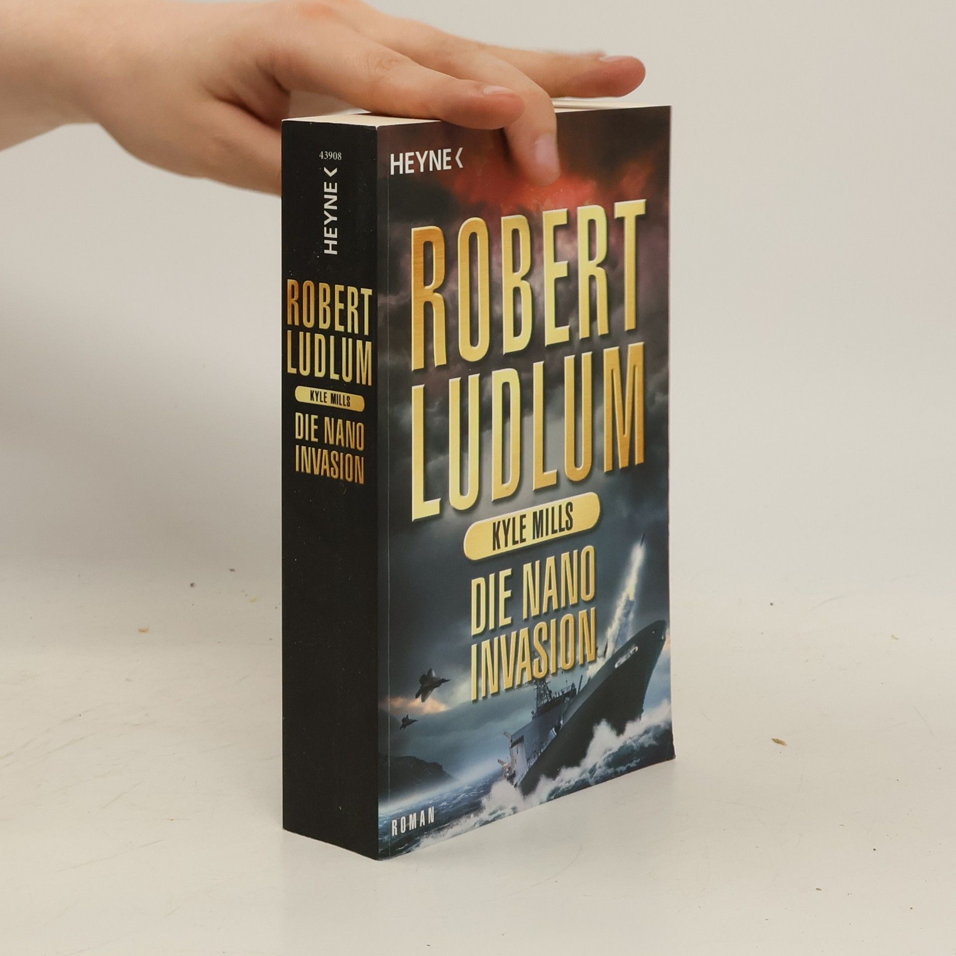 Robert Ludlum Die Nano-Invasion