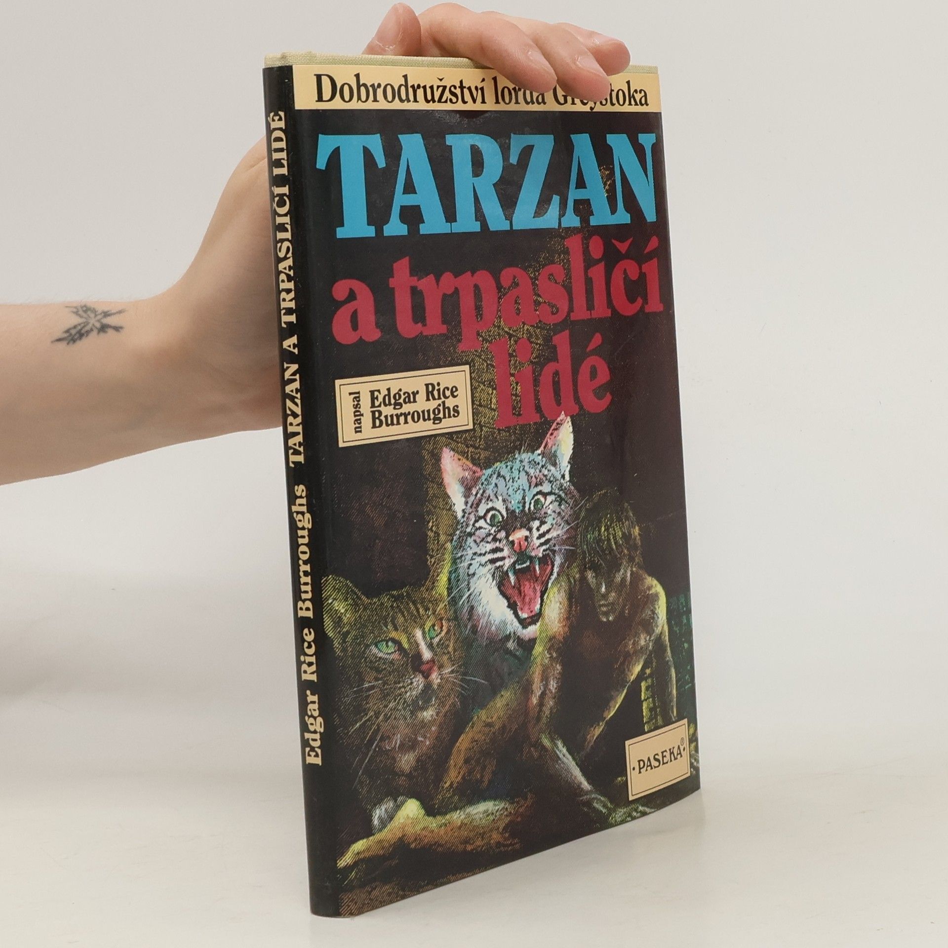 Edgar Rice Burroughs Tarzan a trpasličí lidé
