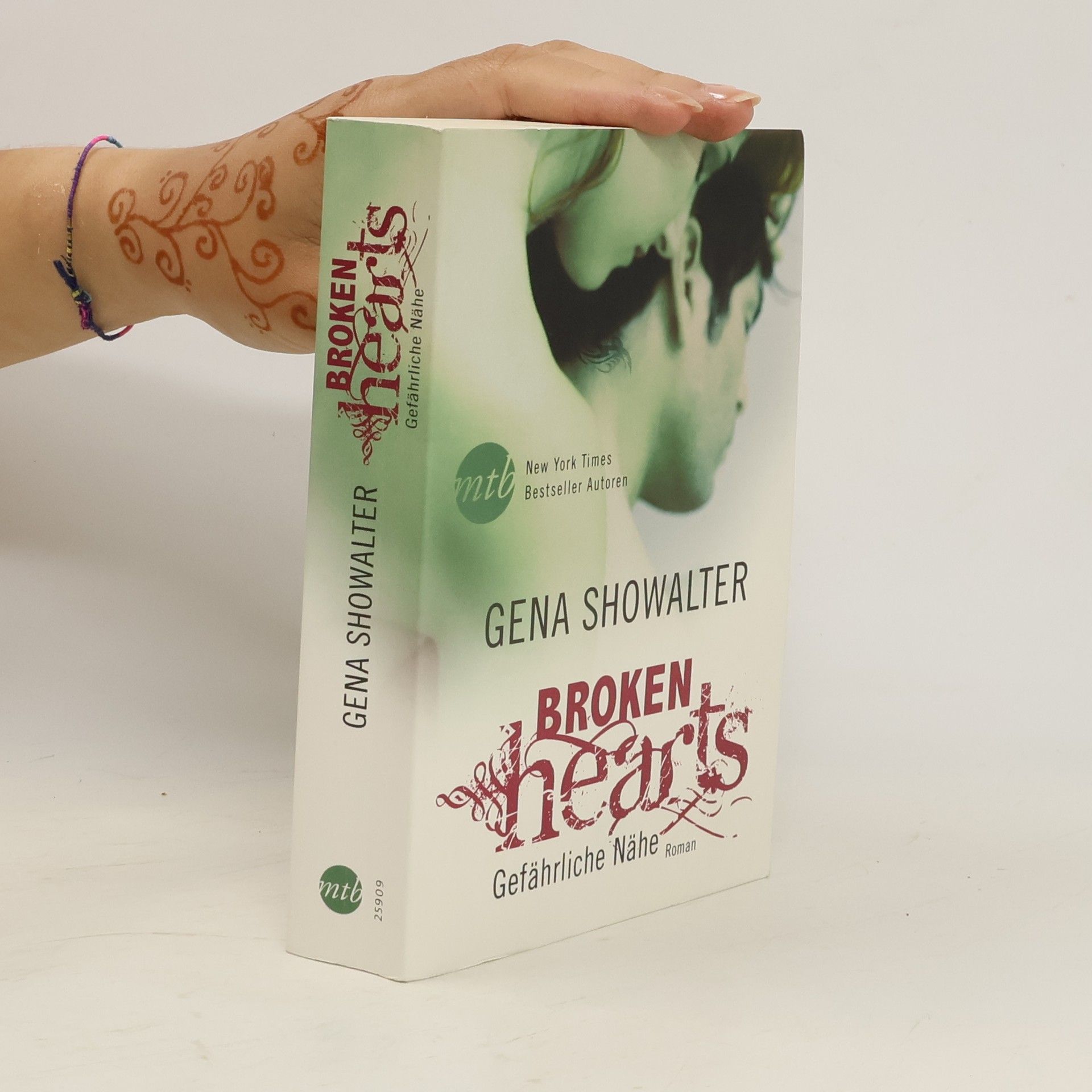 Gena Showalter Broken Hearts - gefährliche Nähe