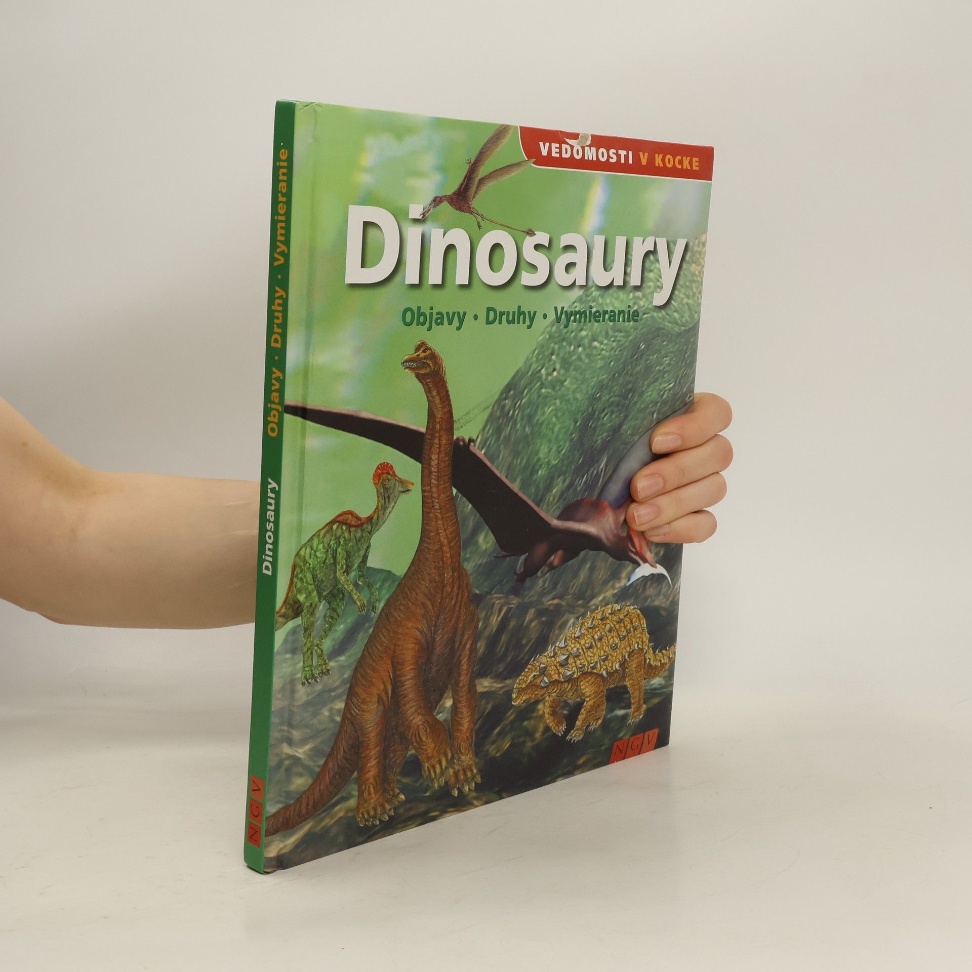 Bruno Cempírek Dinosaury: objavy, druhy, vymieranie