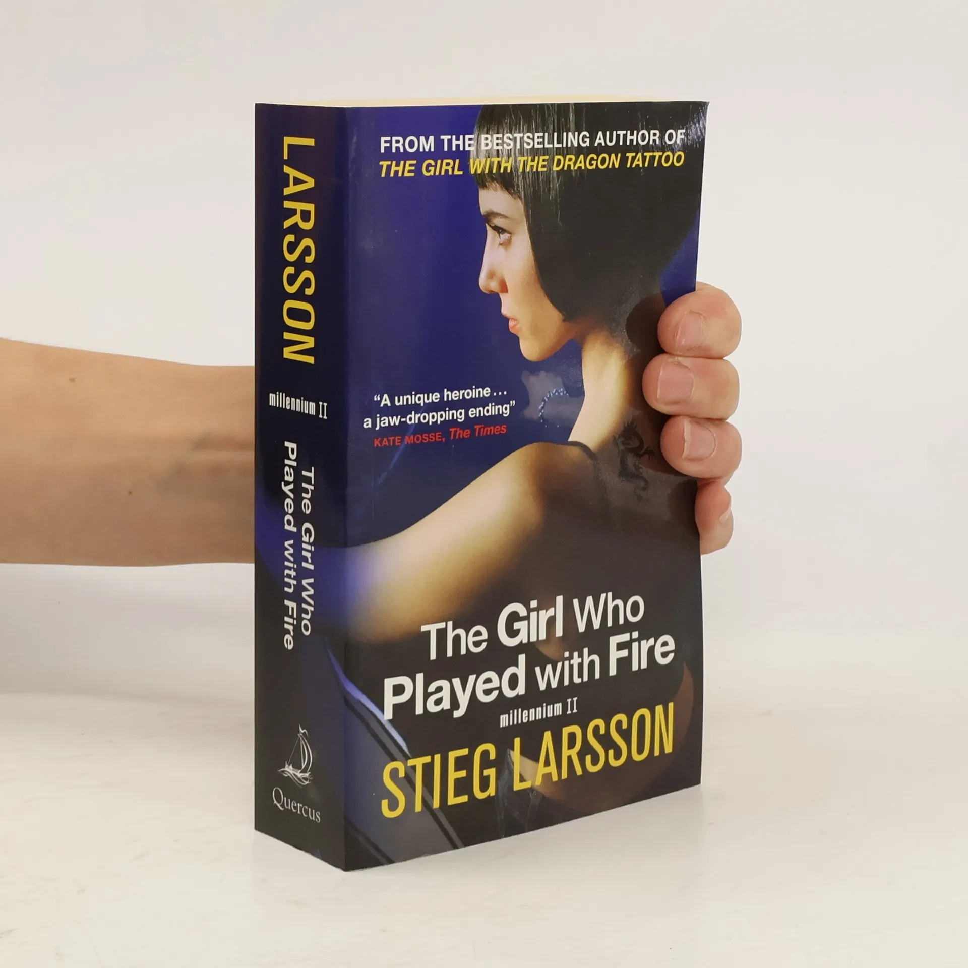 The Girl Who Played with Fire | Libro | In brossura | Stieg Larsson | EN