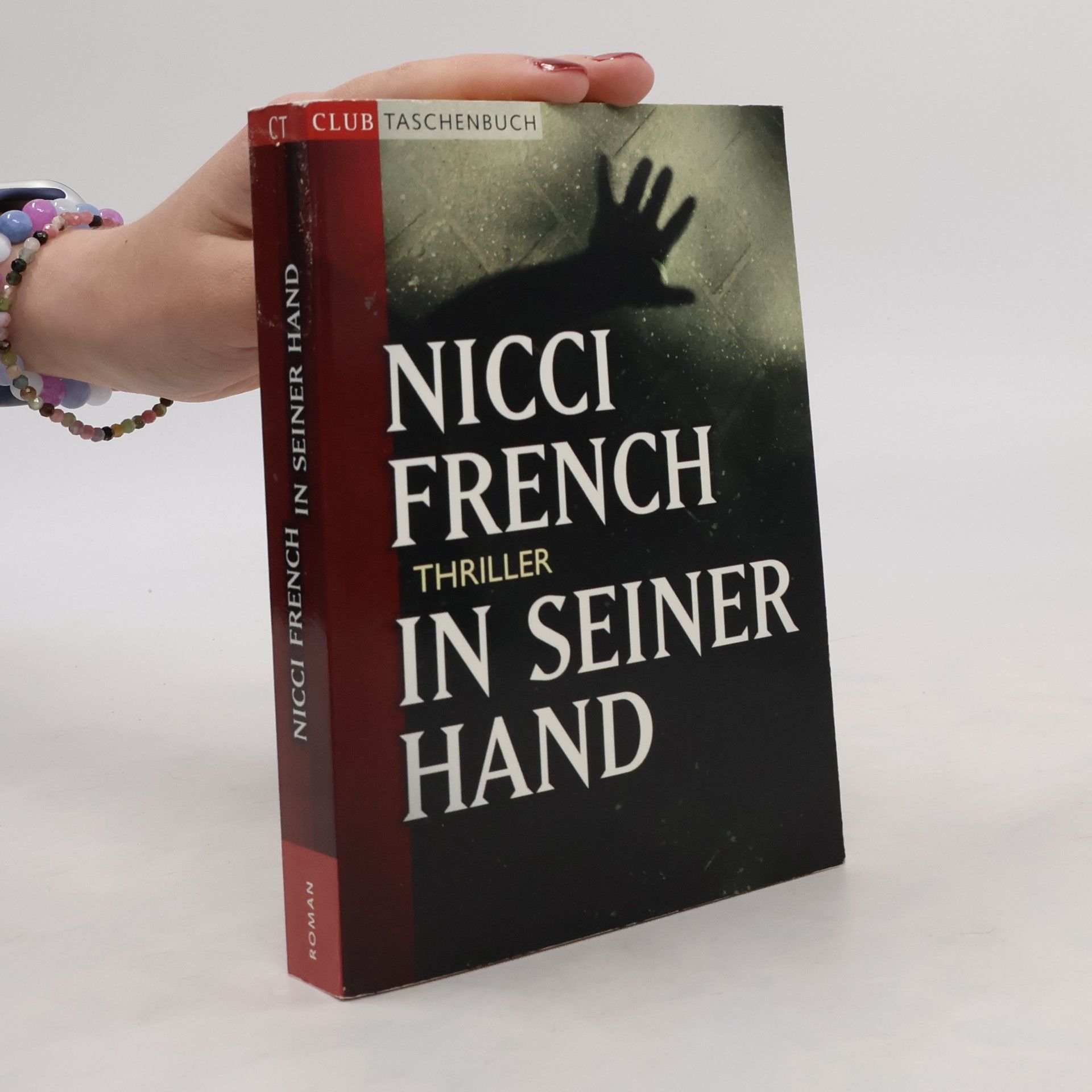 Nicci French In seiner Hand