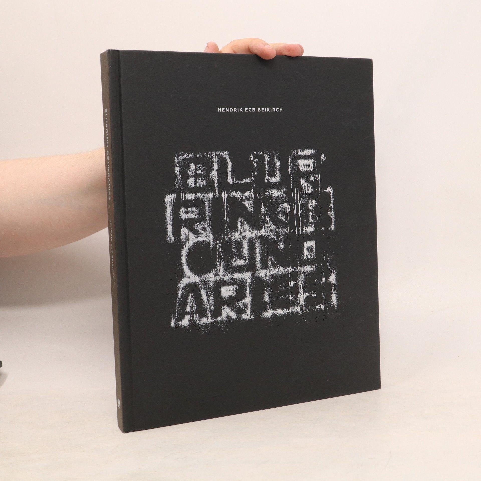 Hendrik Beikirch Blurring Boundaries