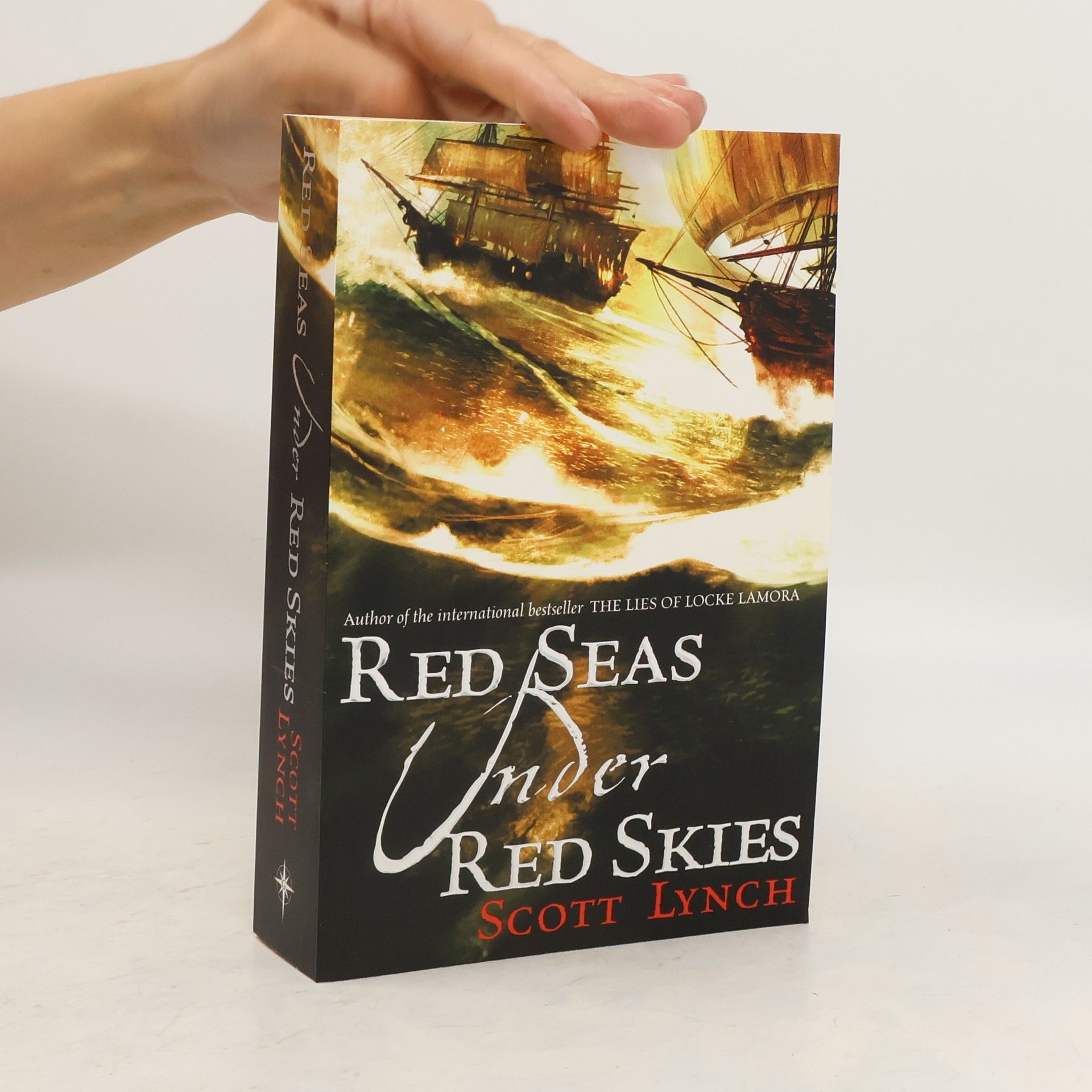 Scott Lynch Red Seas under Red Skies