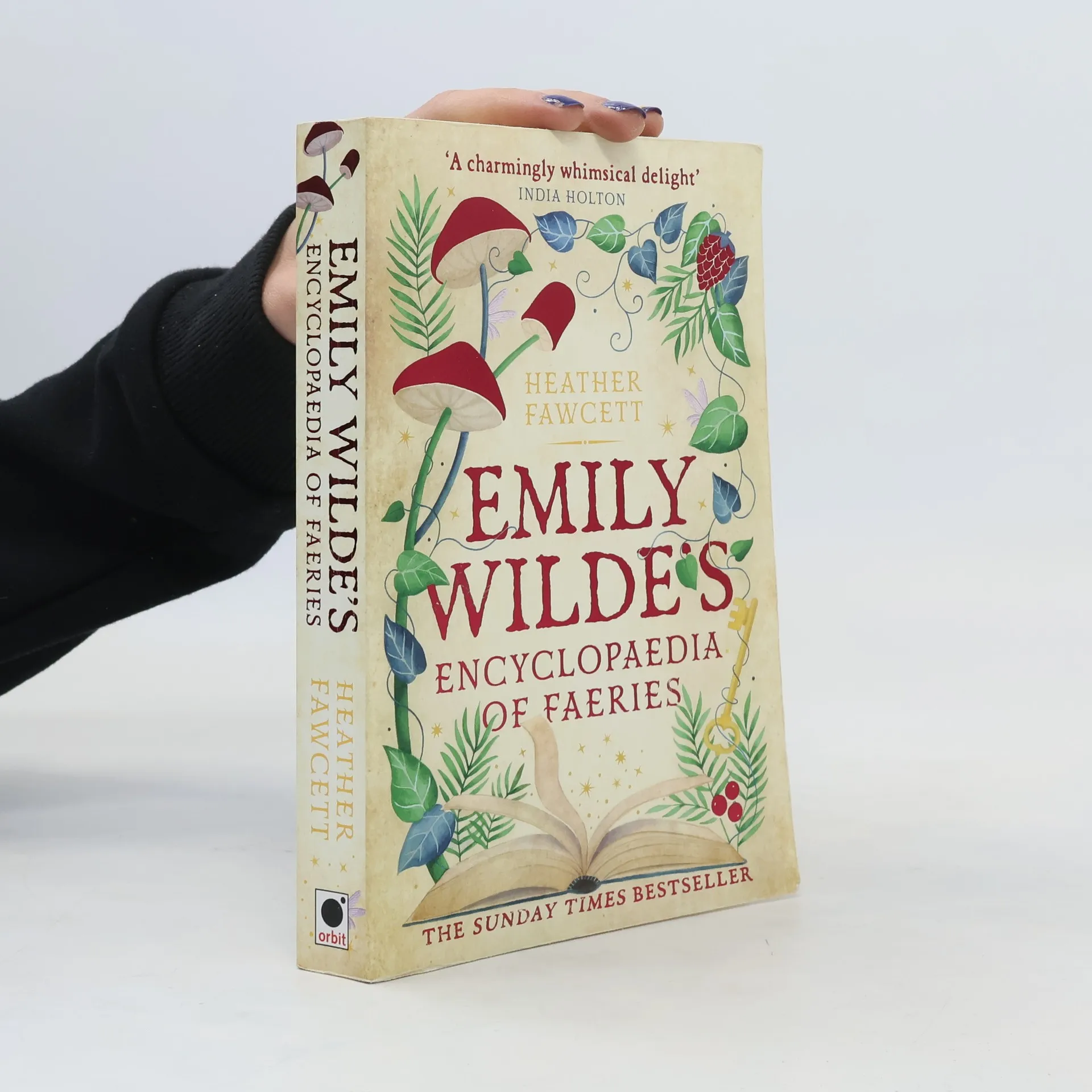 Emily Wilde's Encyclopaedia of Faeries | Book | Paperback | Heather Fawcett | EN
