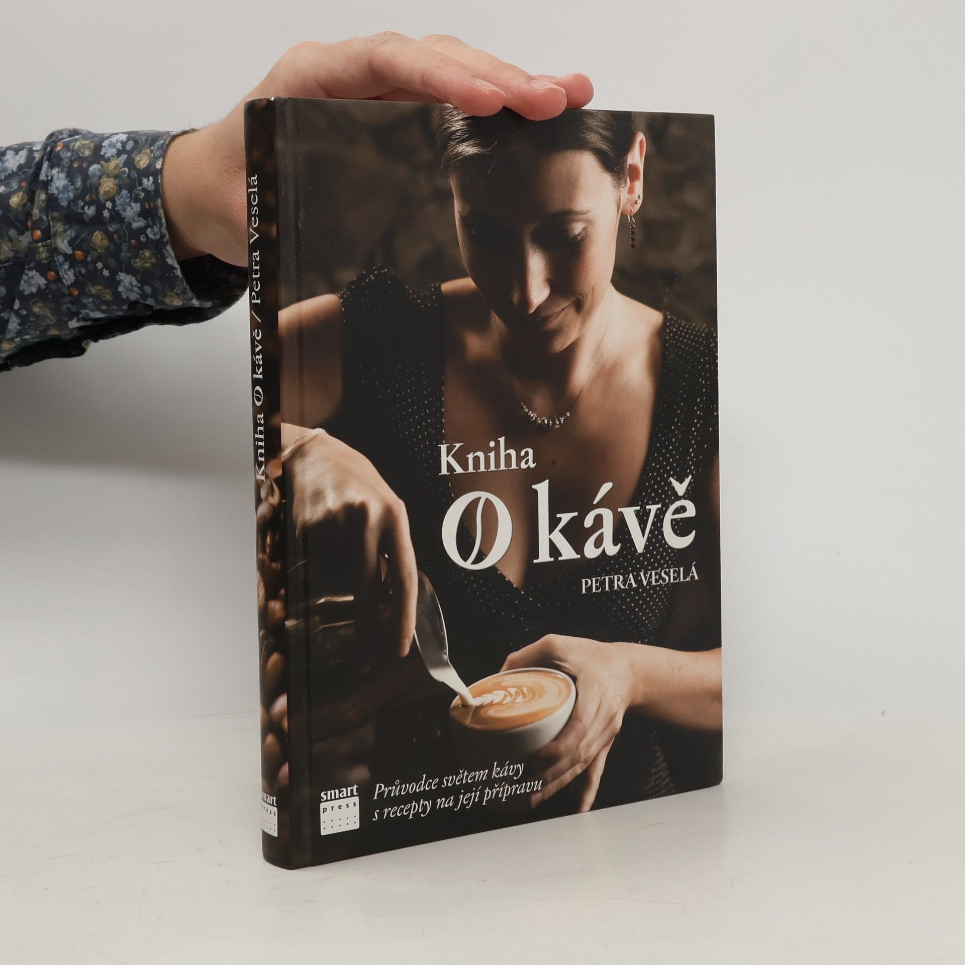 Kniha o kávě. Průvodce světem kávy s recepty na její přípravu