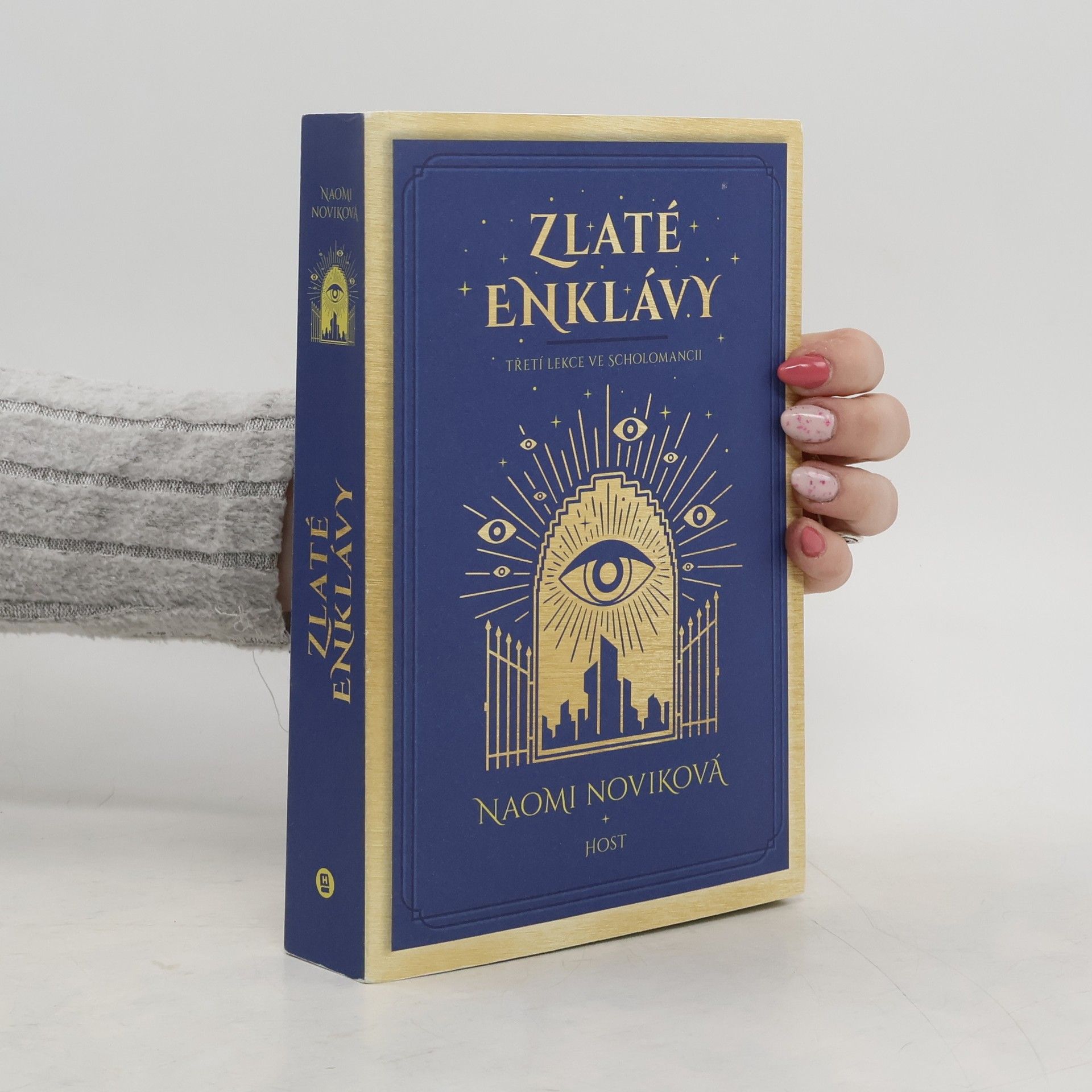 Naomi Novik Zlaté enklávy. Třetí lekce ve Scholomancii