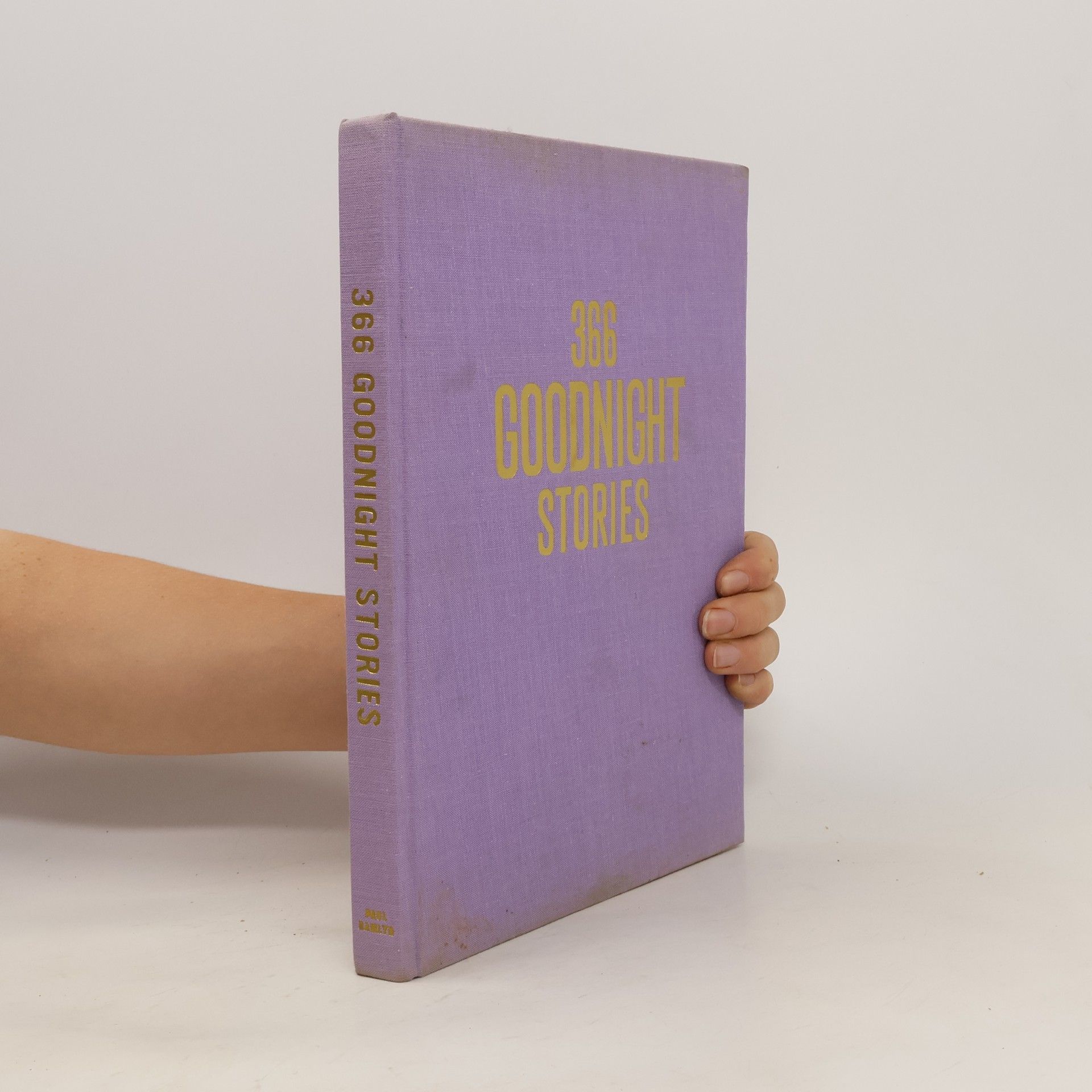 Autores varios 366 Goodnight Stories