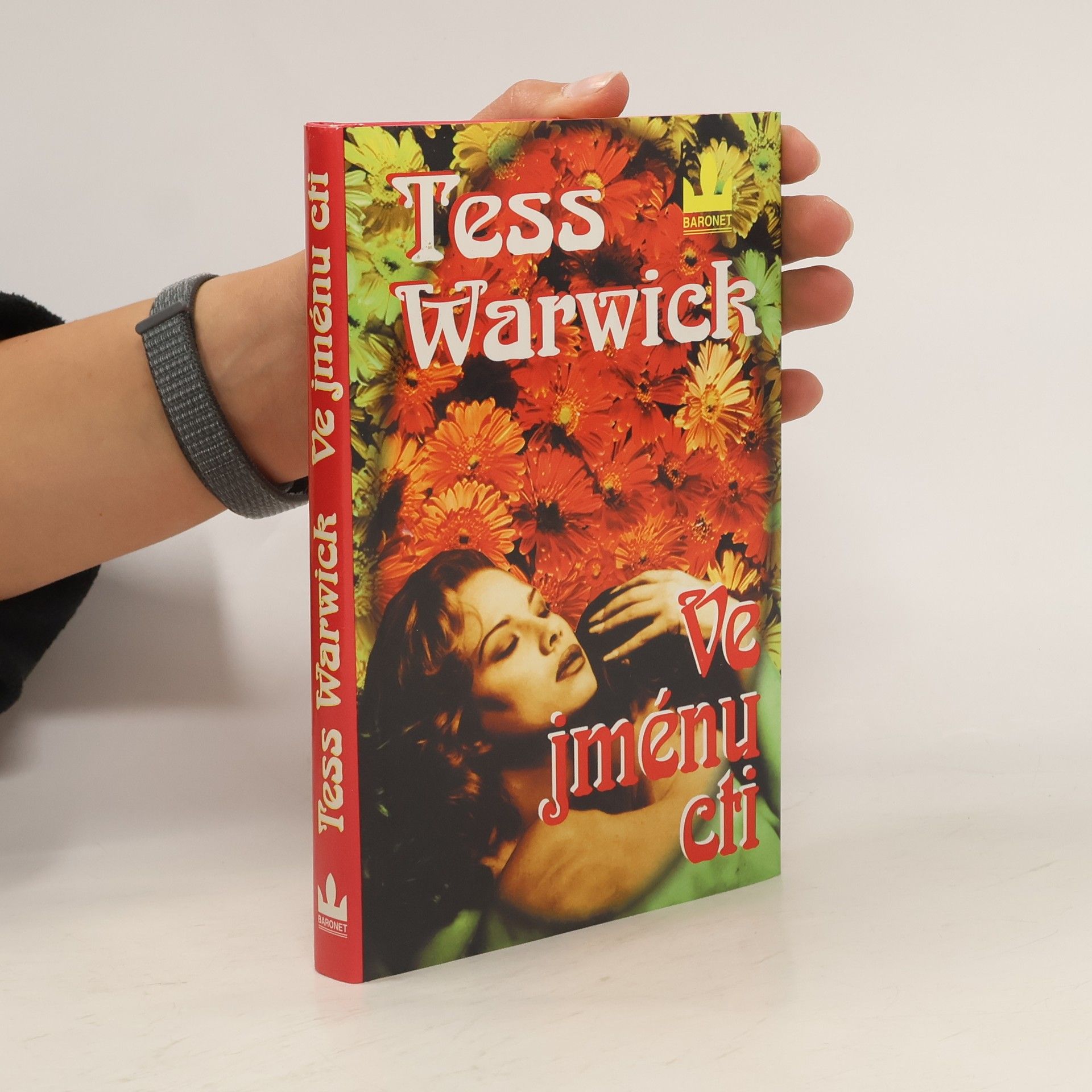Tess Warwick Ve jménu cti