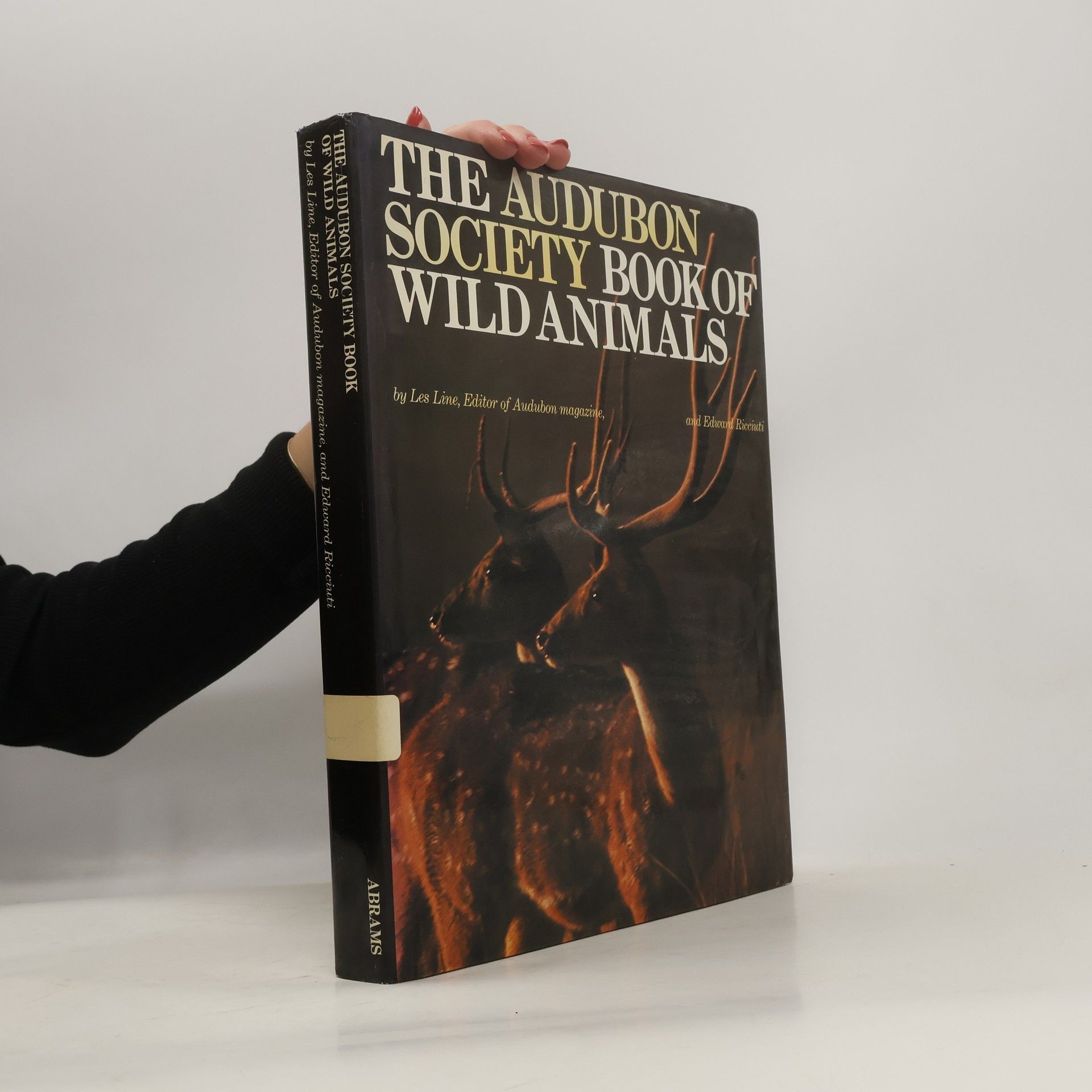 Edward R. Ricciuti The Audubon Society book of wild animals