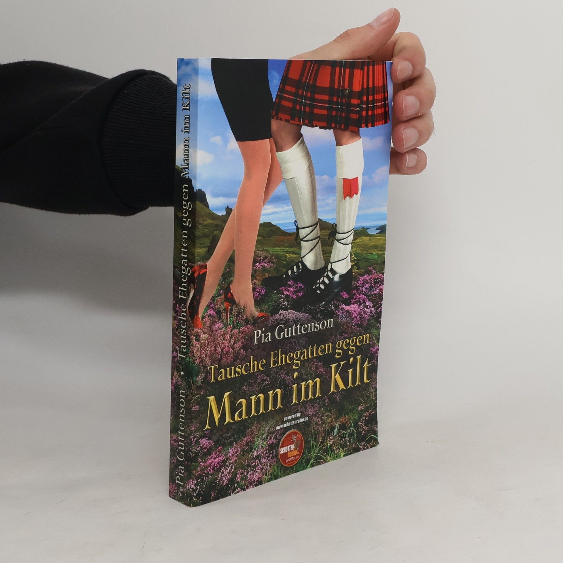 Pia Guttenson Tausche Ehegatten gegen Mann im Kilt