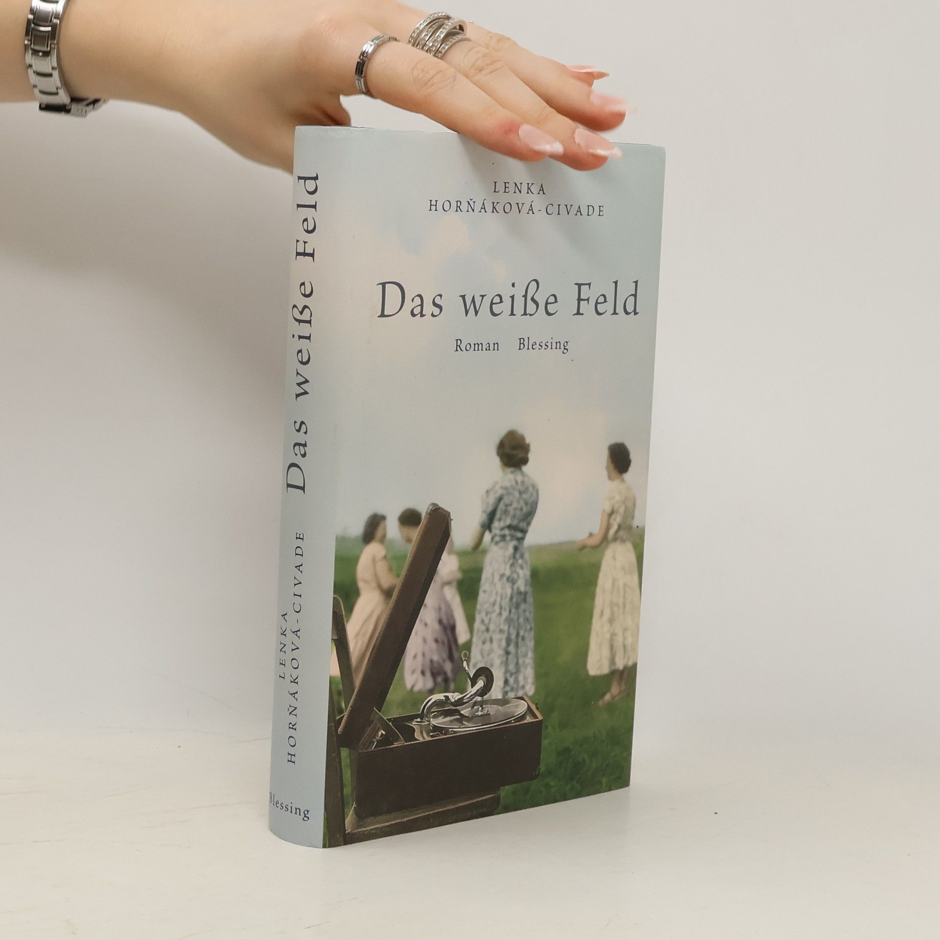 Lenka Civade Das weiße Feld