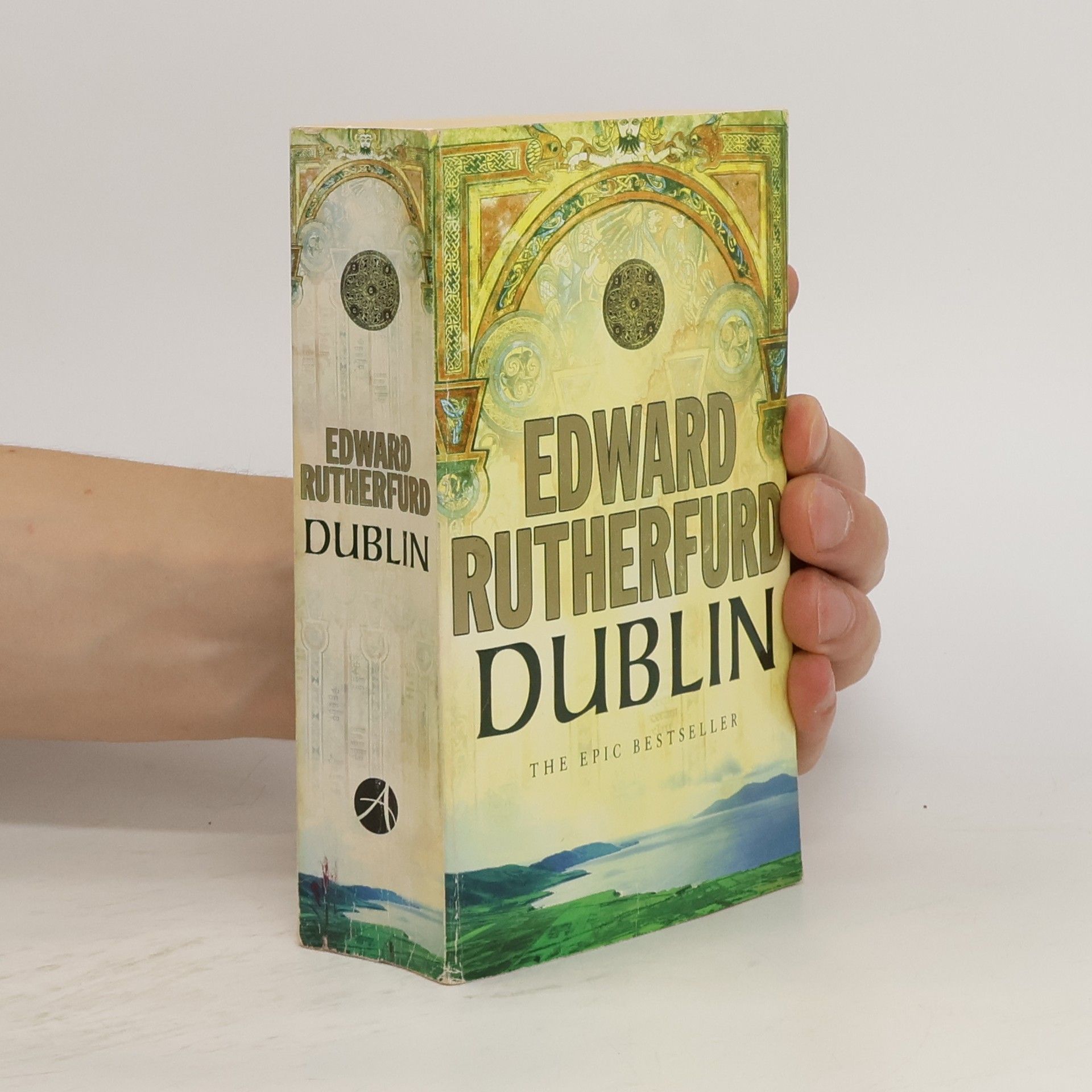 Edward Rutherfurd Dublin: Foundation
