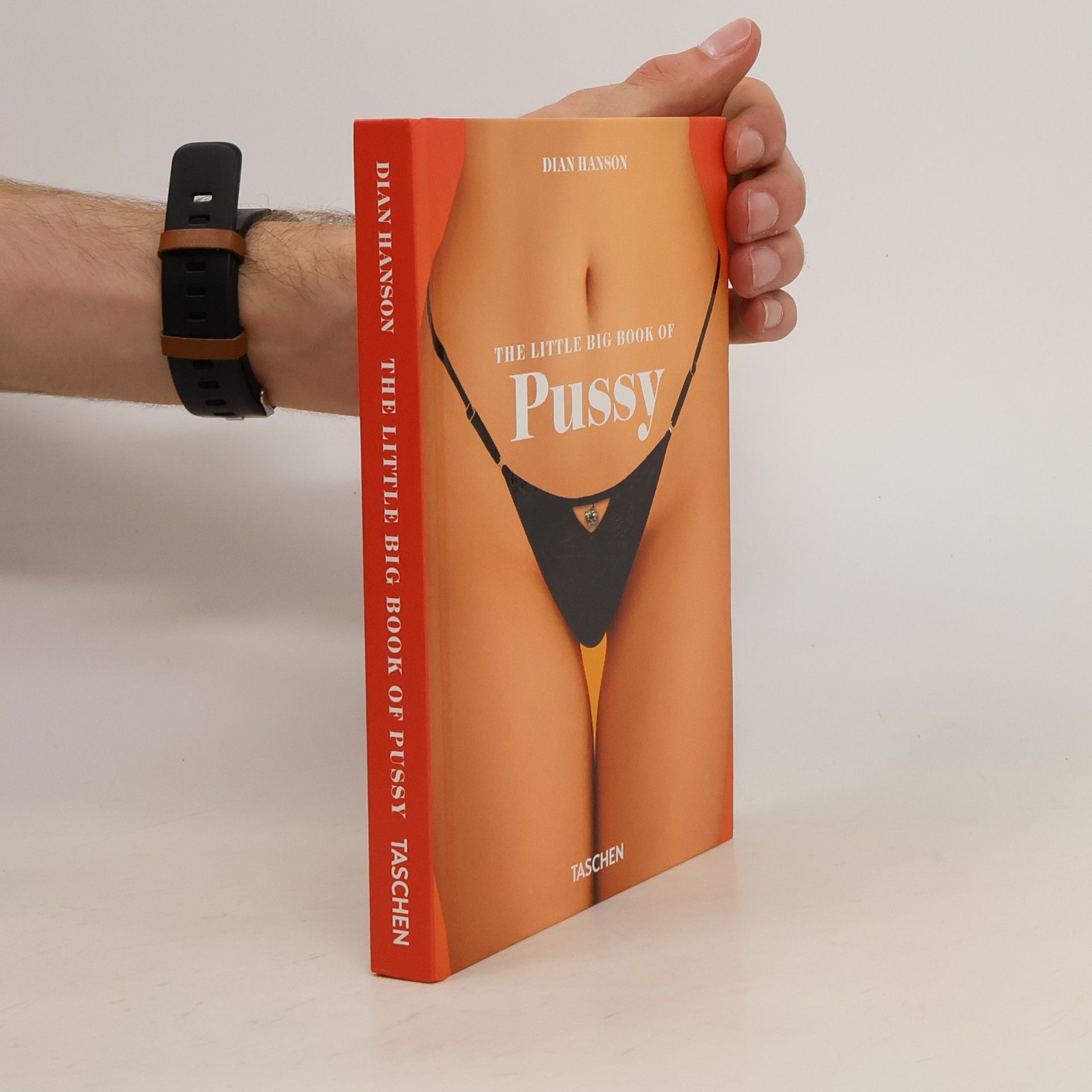 Dian Hanson The Little Big Book of Pussy