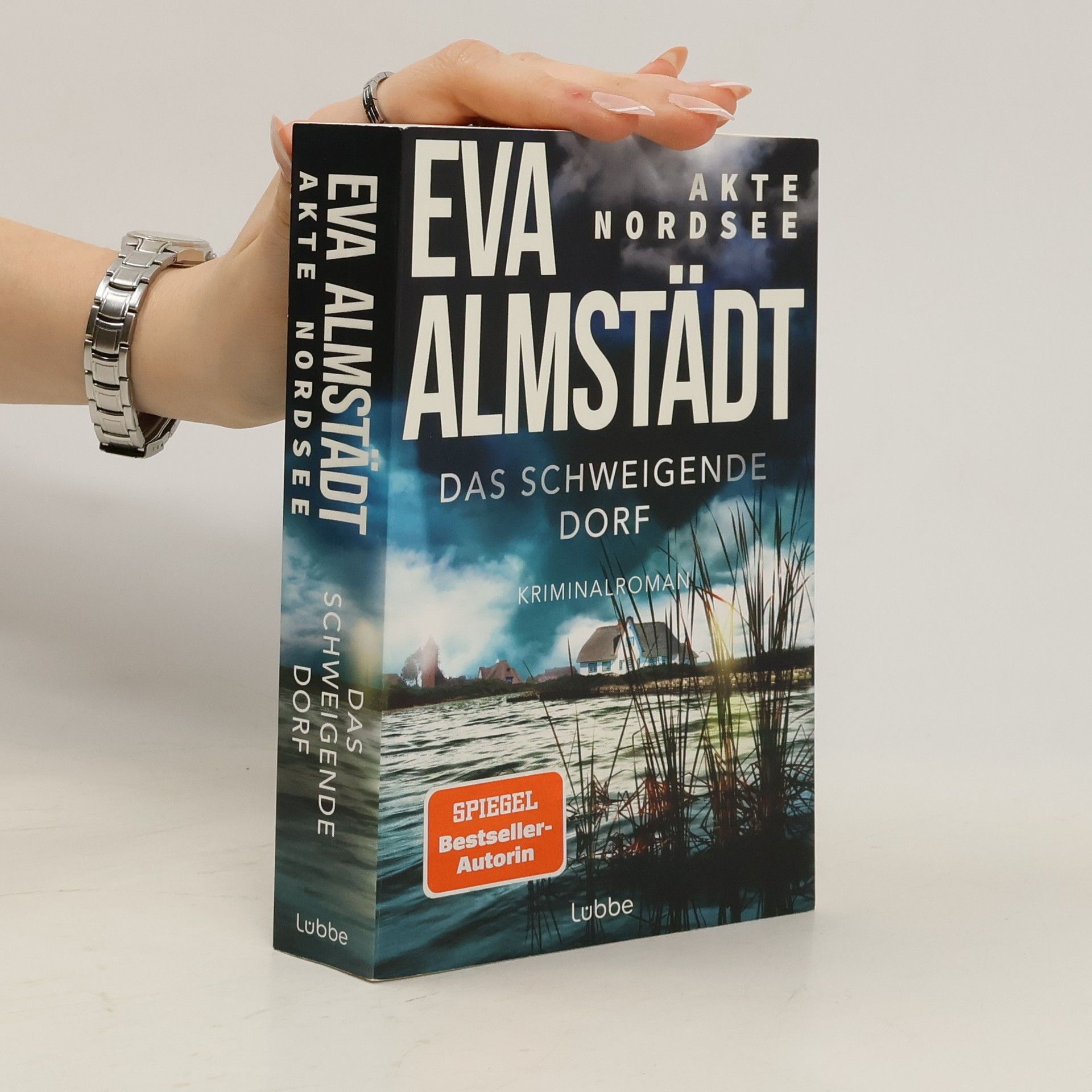 Eva Almstädt Akte Nordsee. Das schweigende Dorf
