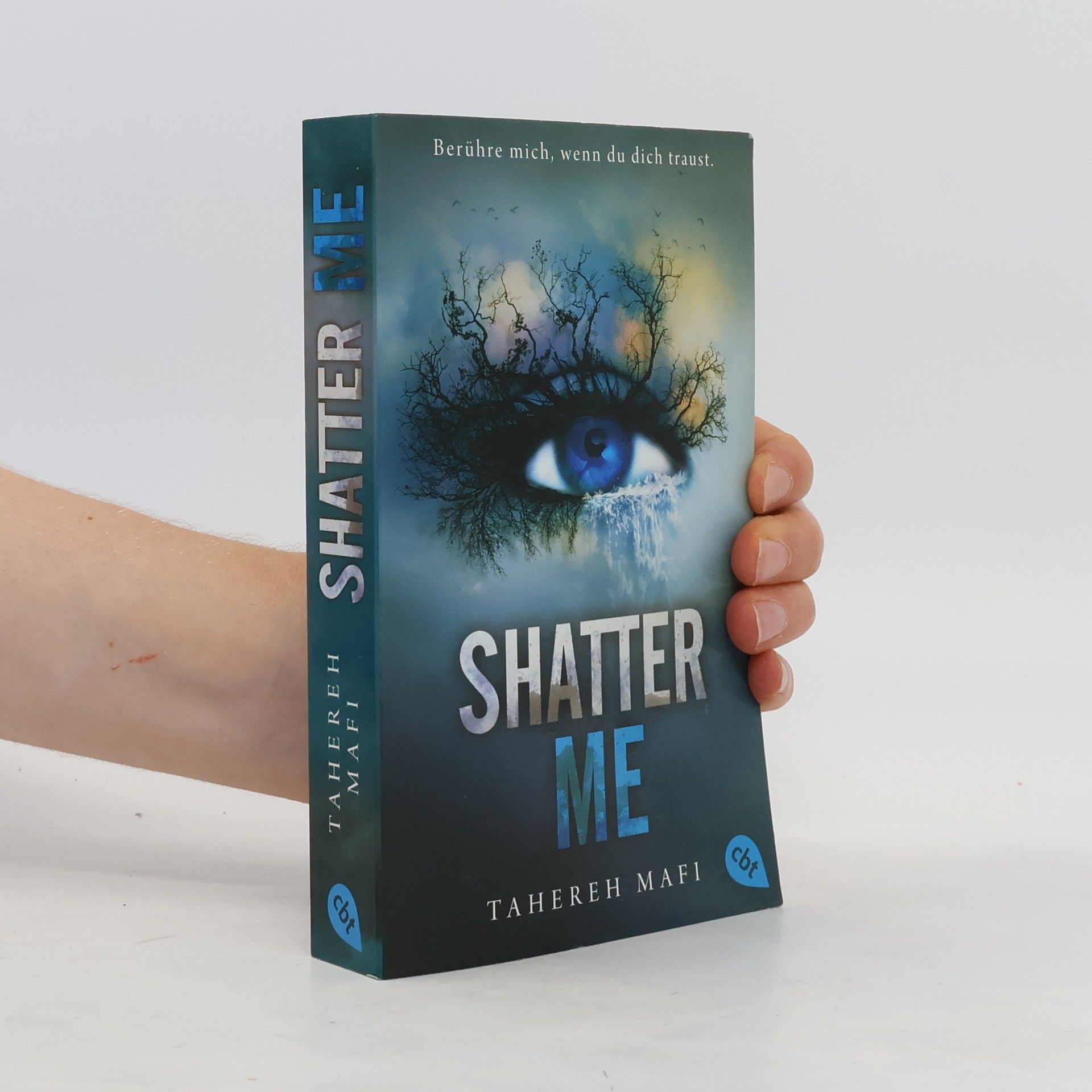 Tahereh Mafi Shatter me