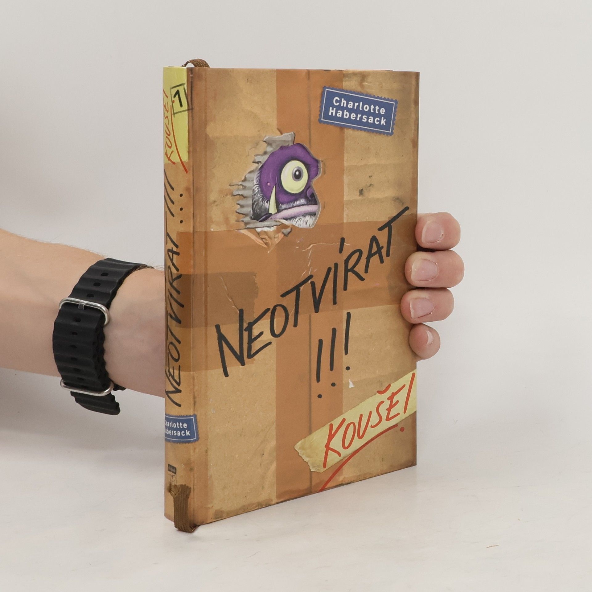 Charlotte Habersack Neotvírat!!! Kouše!