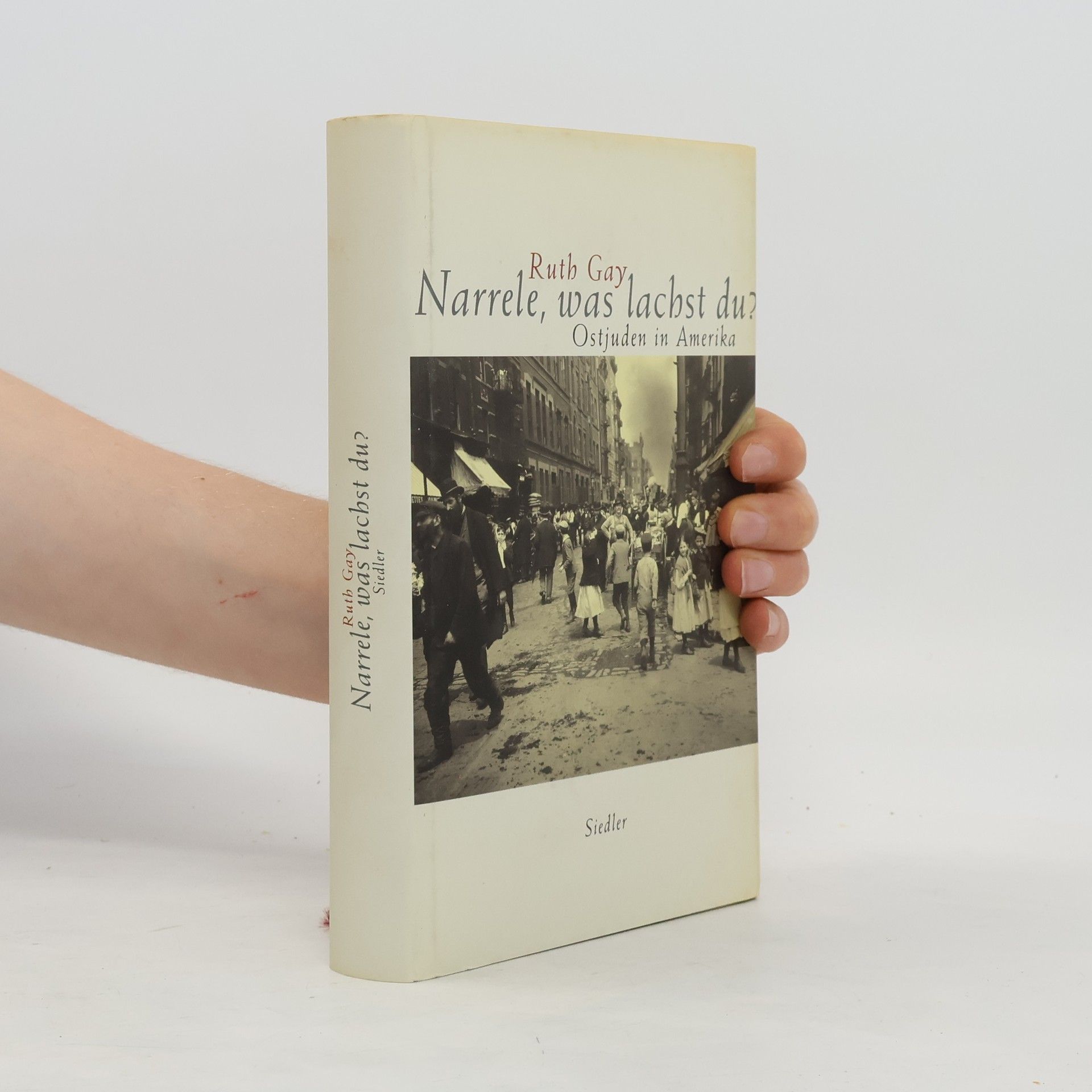 Ruth Gay Narrele, was lachst du?