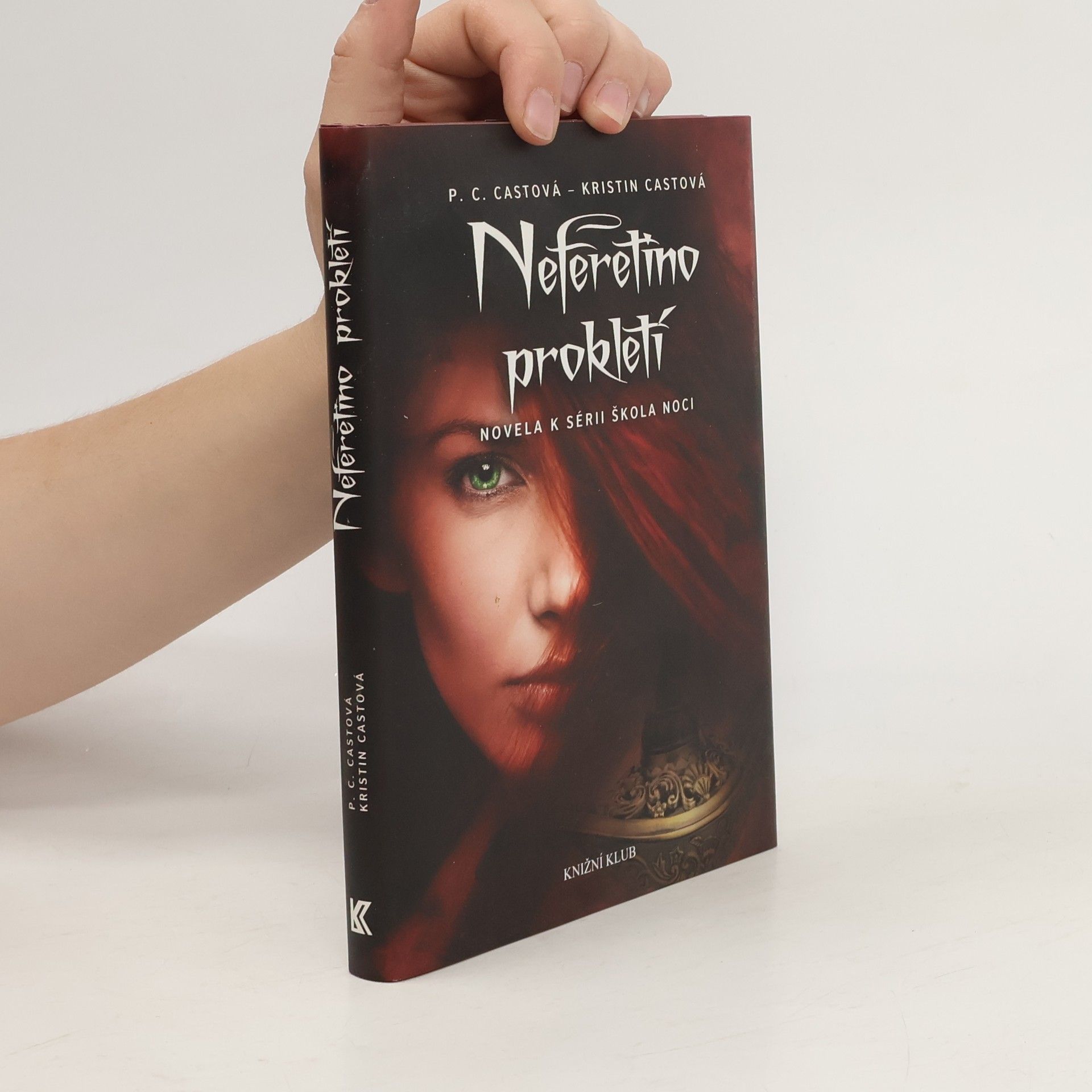 Phyllis Christine Cast Neferetino prokletí. Škola noci 3