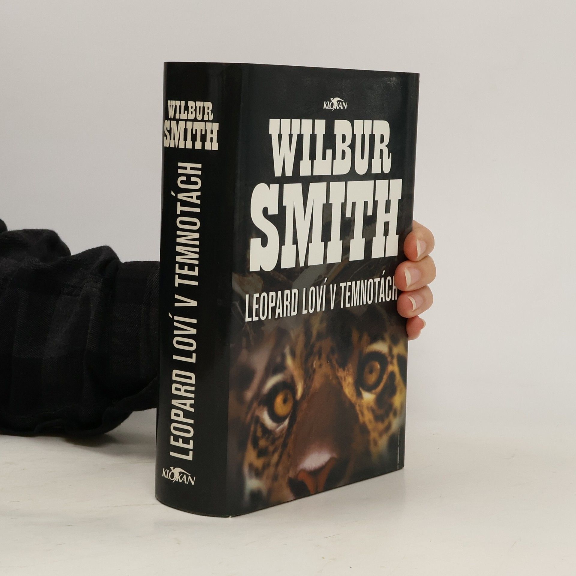 Wilbur Smith Leopard loví v temnotách
